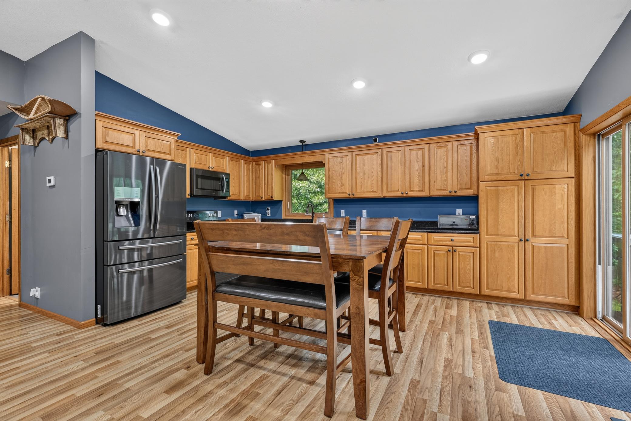 16046 Woodrow Road Property Photo 4