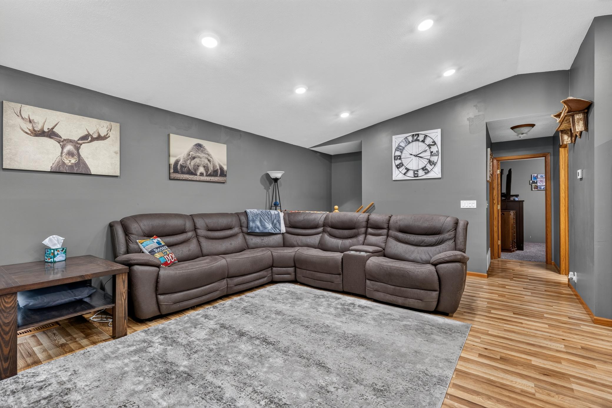 16046 Woodrow Road Property Photo 9