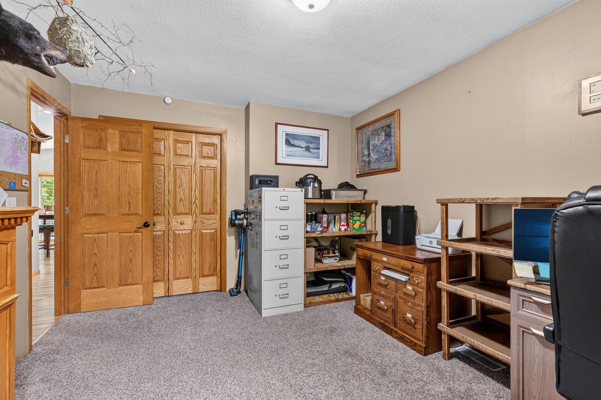 16046 Woodrow Road Property Photo 13