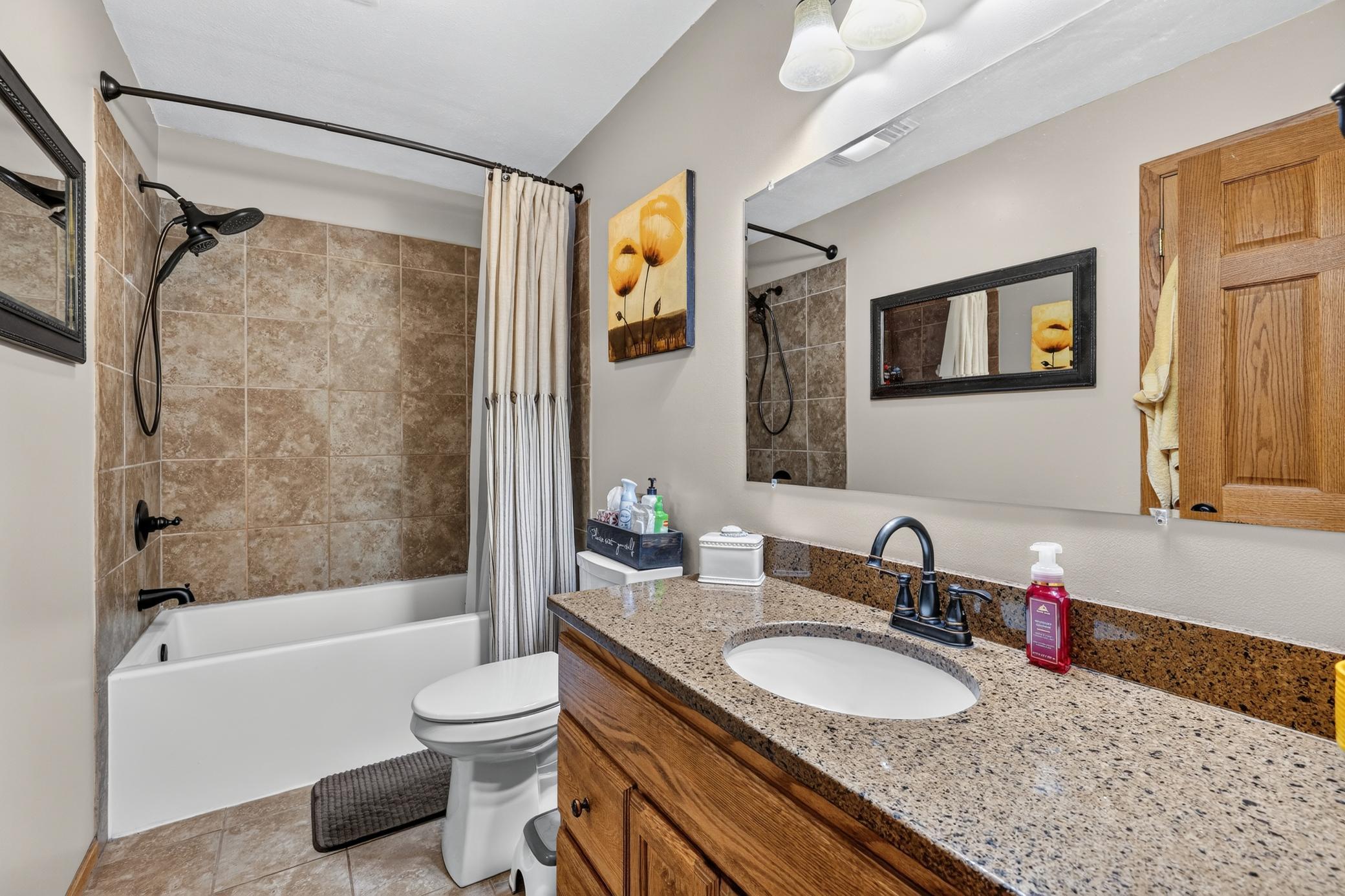 16046 Woodrow Road Property Photo 14