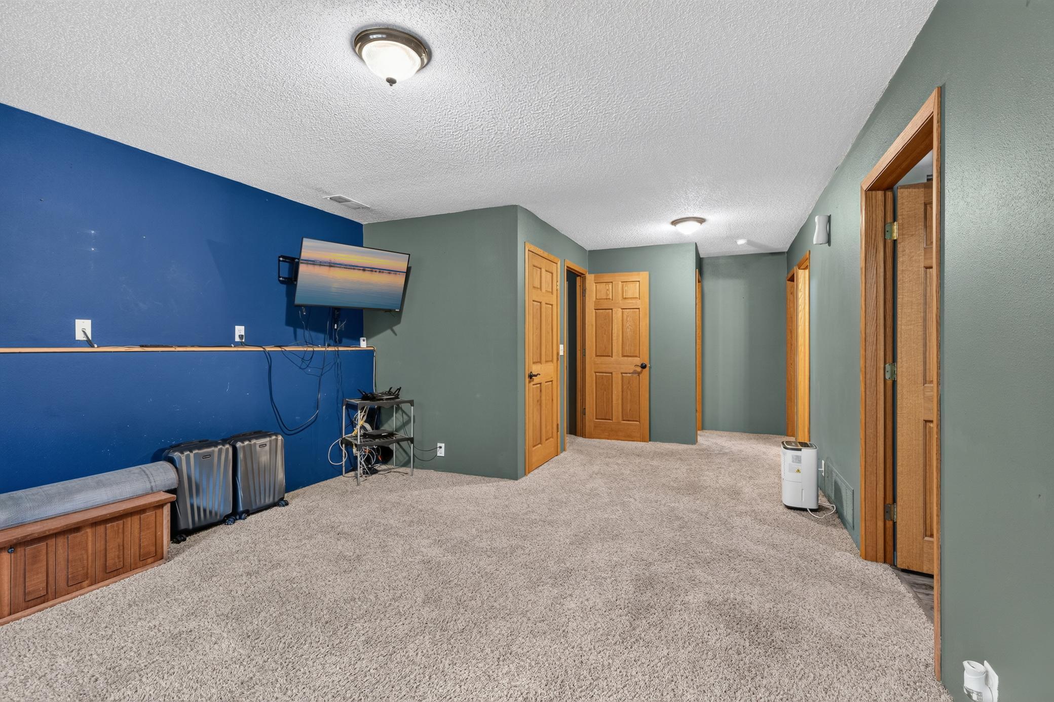 16046 Woodrow Road Property Photo 18