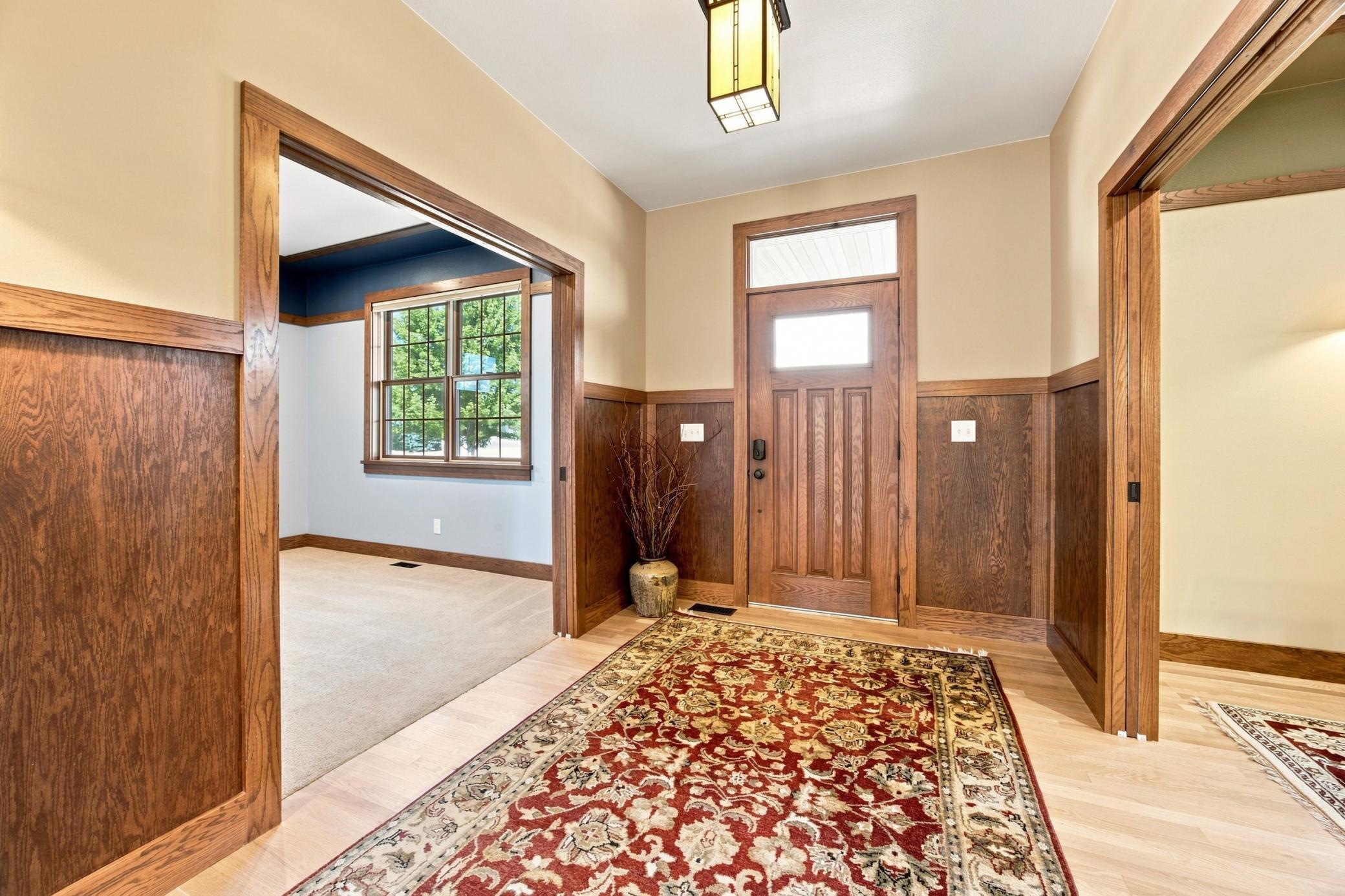 7107 Maple Lane Property Photo 4