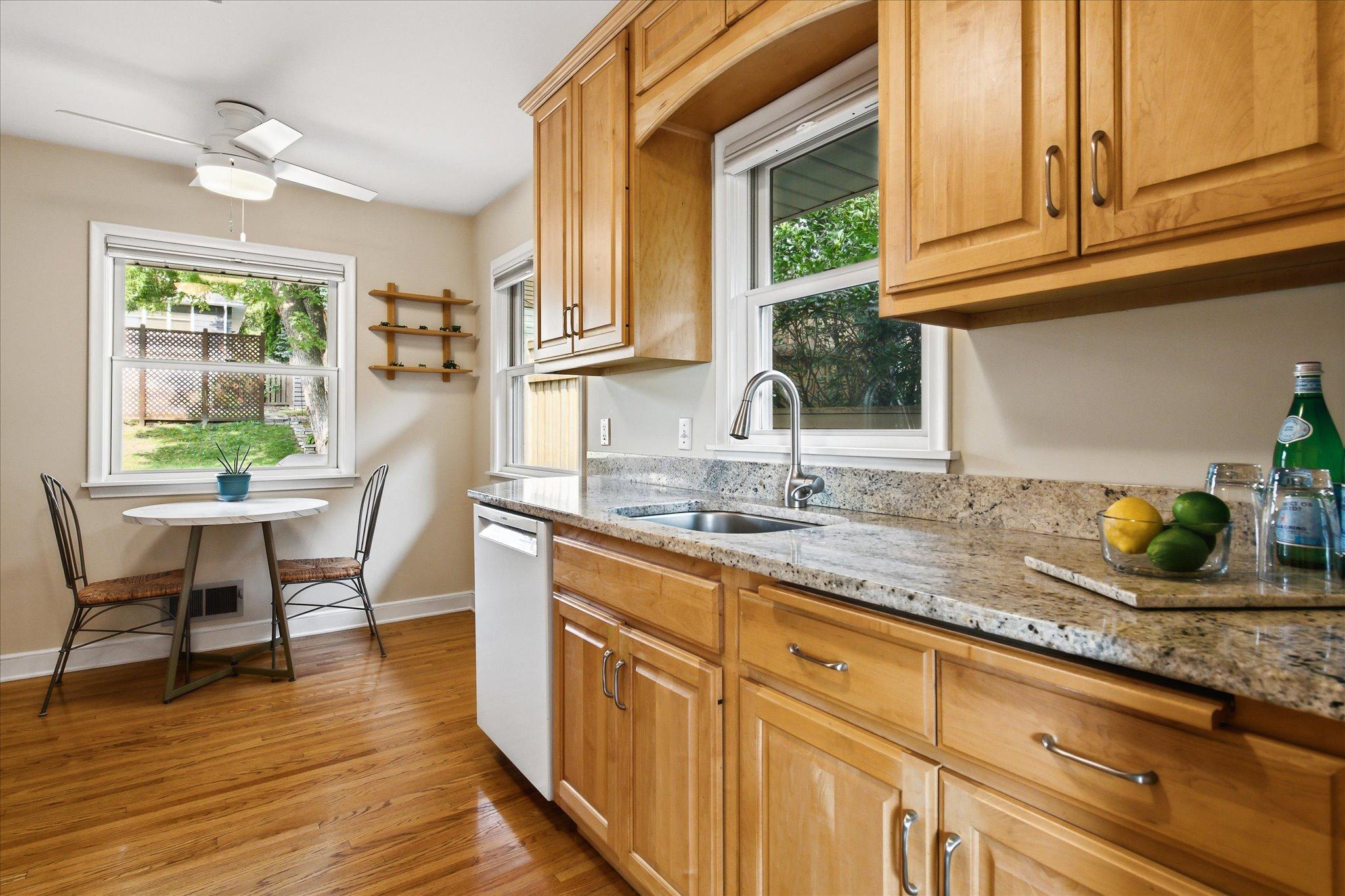 6026 James Avenue S Property Photo 10