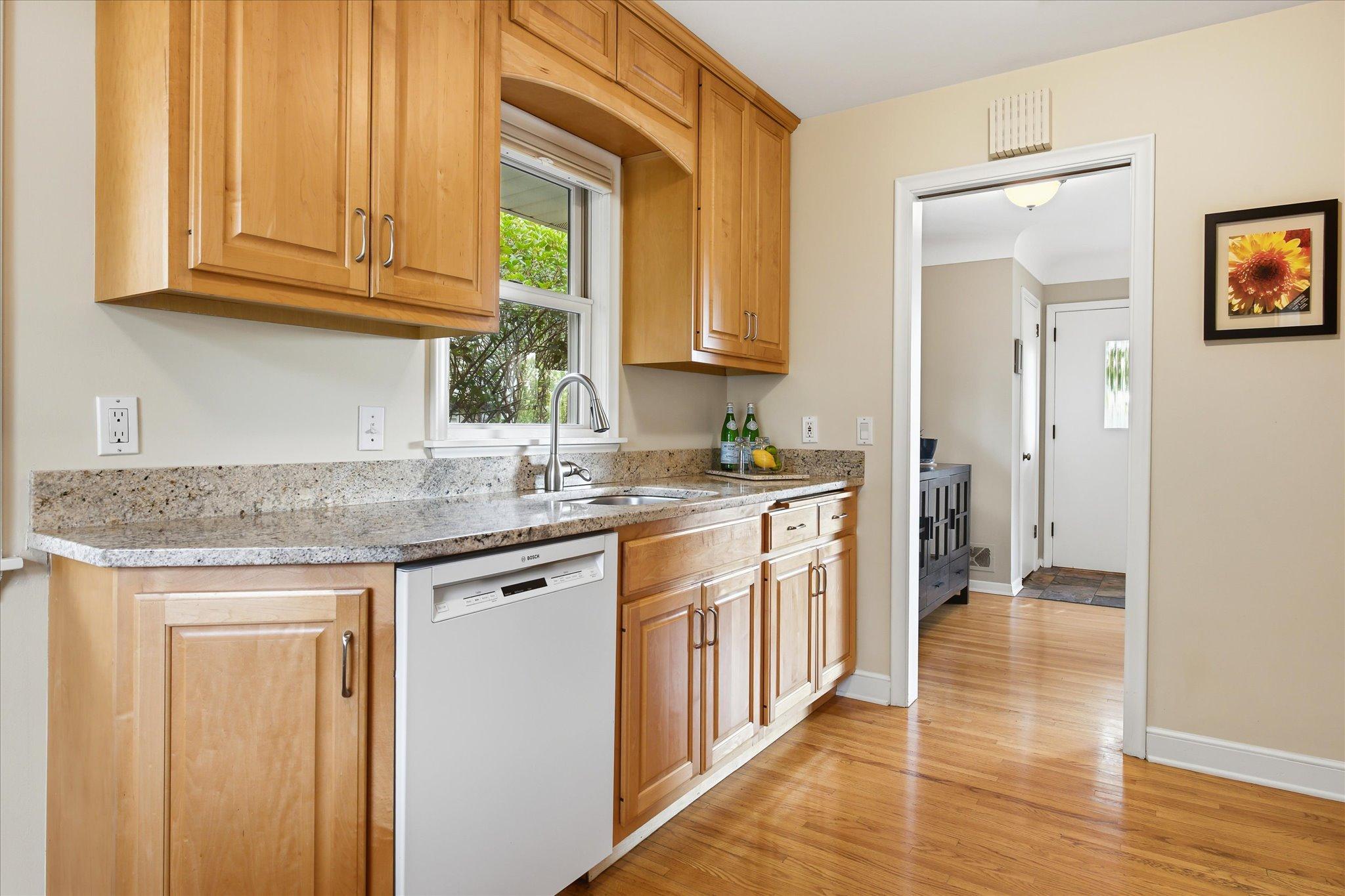 6026 James Avenue S Property Photo 11