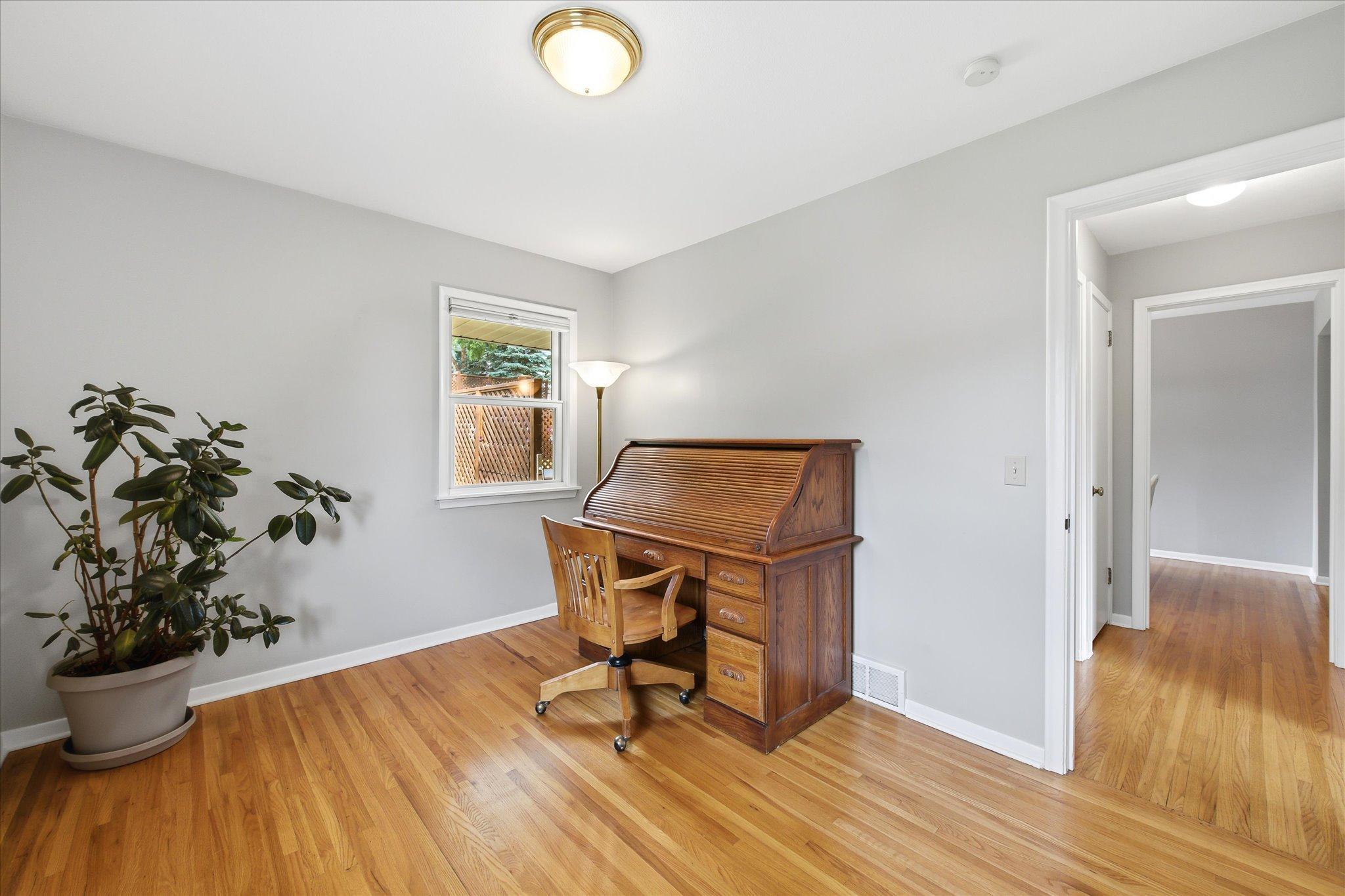 6026 James Avenue S Property Photo 19