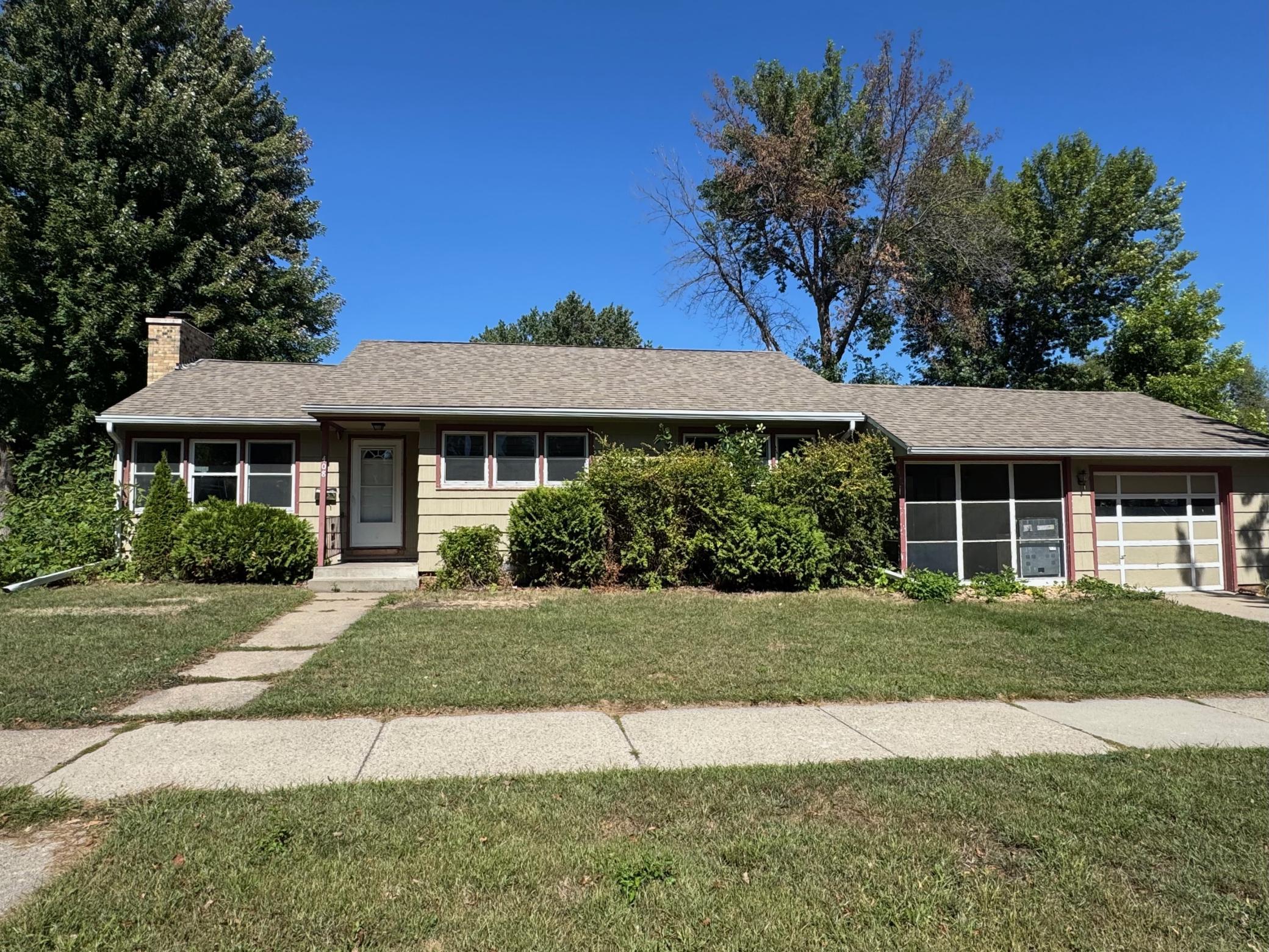 408 Southview Drive Property Photo 1
