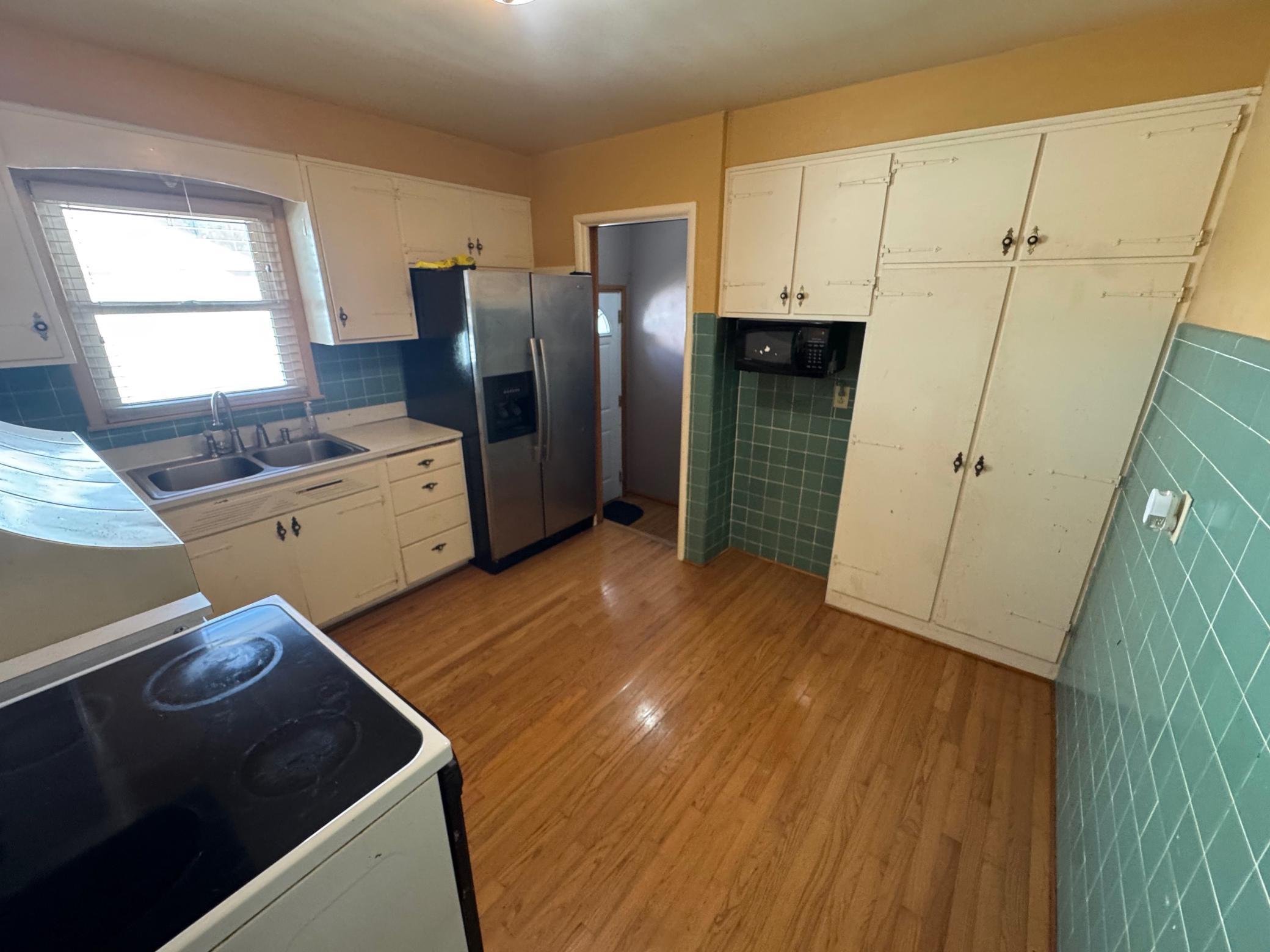 408 Southview Drive Property Photo 6