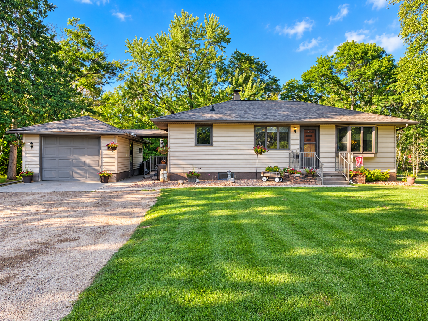 14472 Stocking Lake Road Property Photo 1
