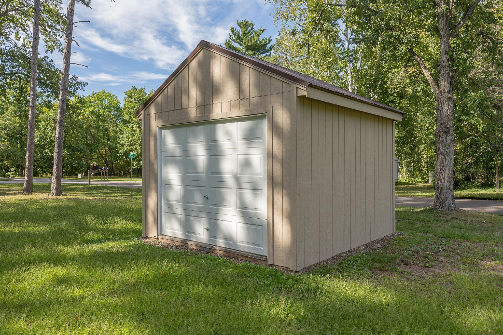 207 Pine Drive Property Photo 31