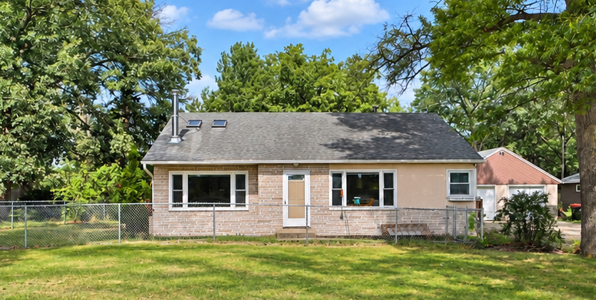 5688 Fairview Road Property Photo 1
