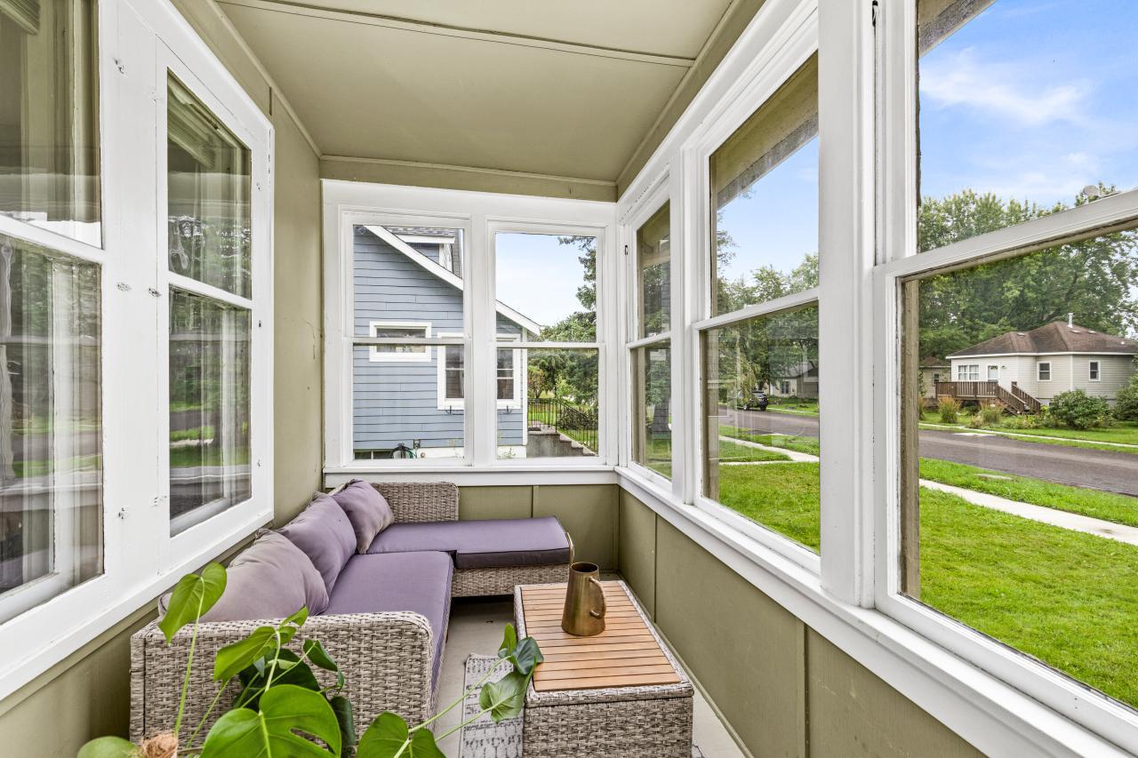 9239 Meadow Street Property Photo 2