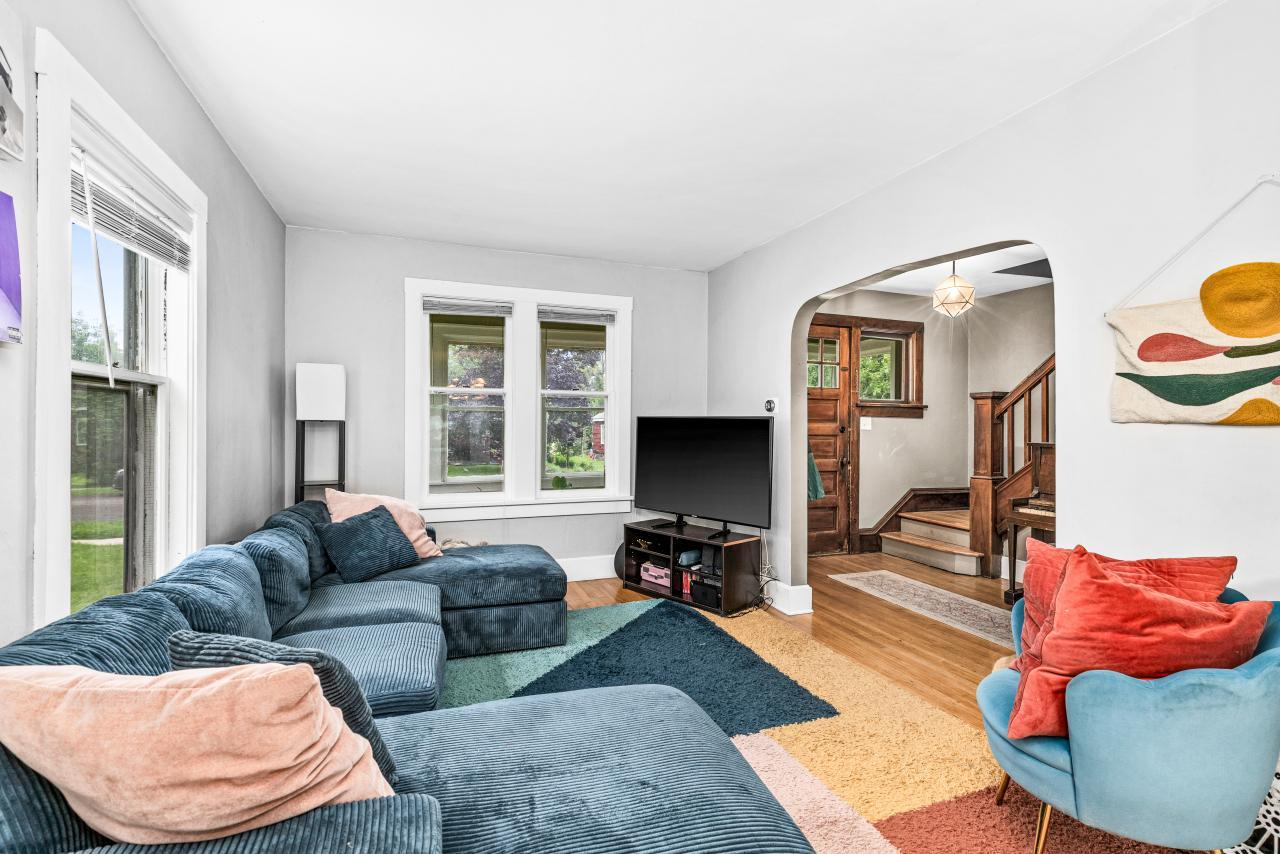 9239 Meadow Street Property Photo 26