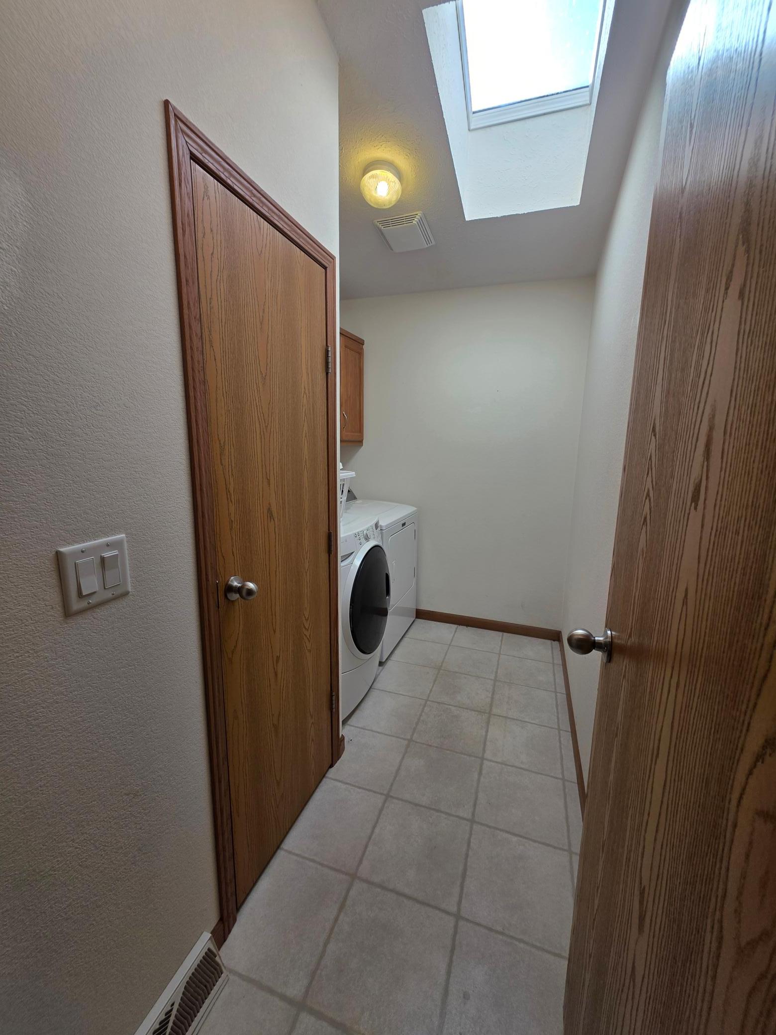 2257 Long Lake Road Property Photo 12