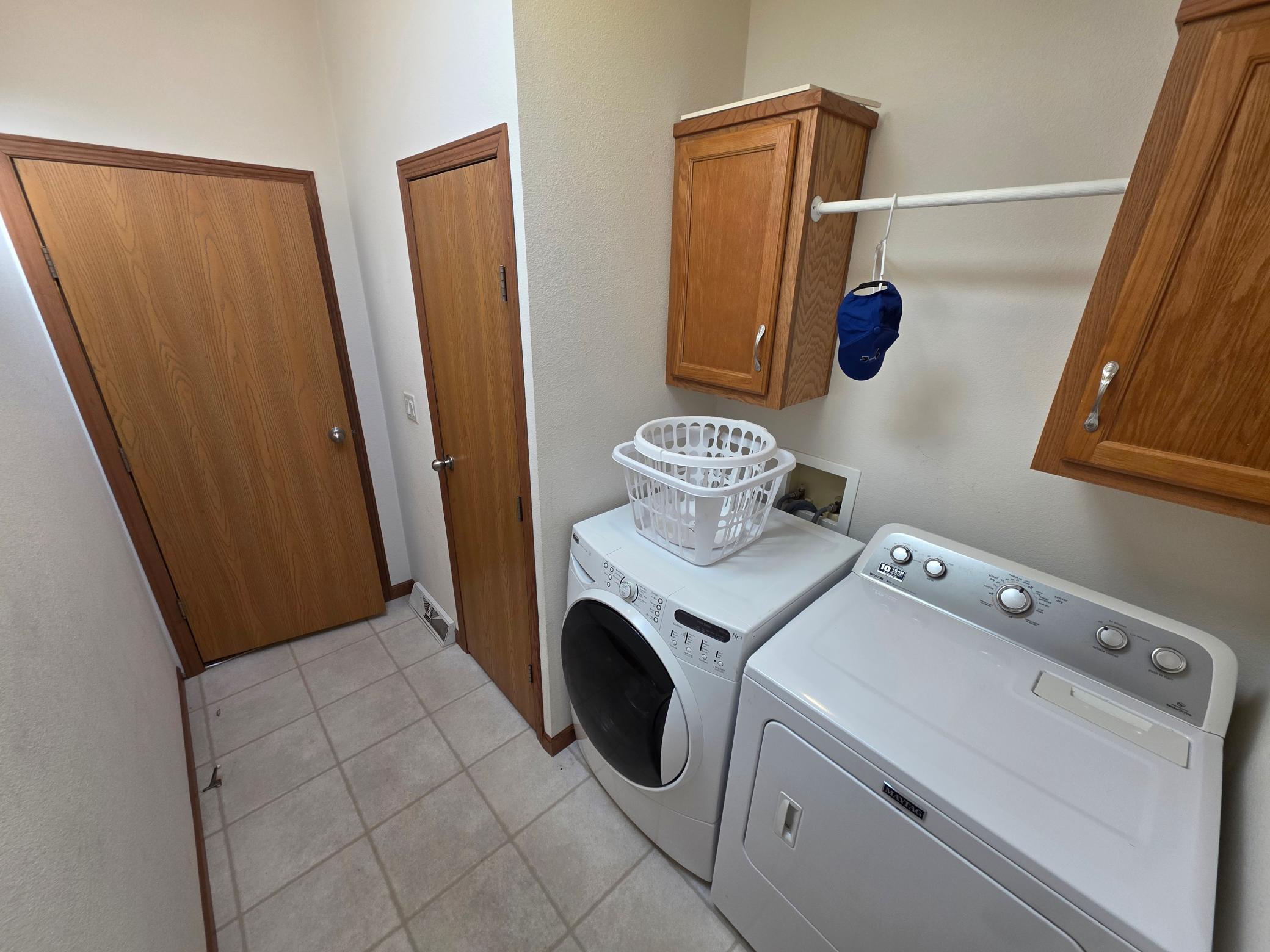 2257 Long Lake Road Property Photo 13