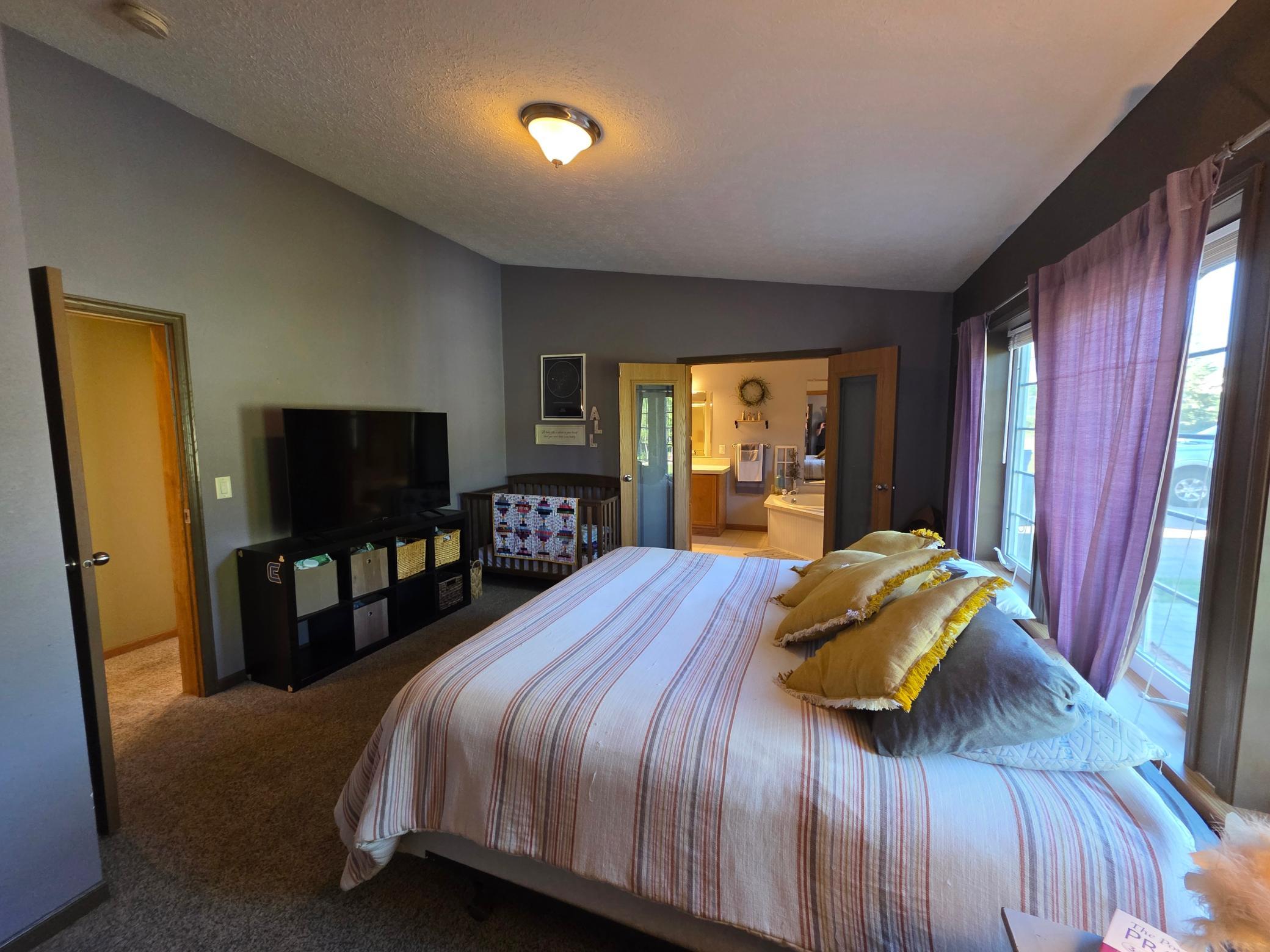 2257 Long Lake Road Property Photo 17