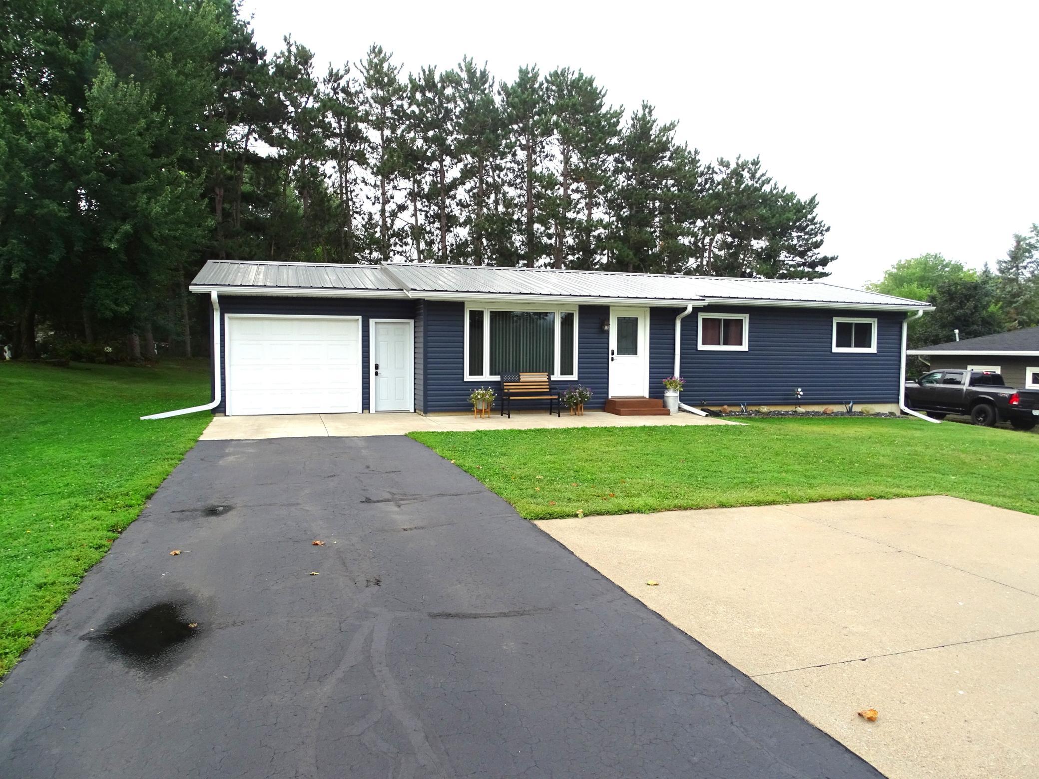 429 Auth Street Property Photo 3