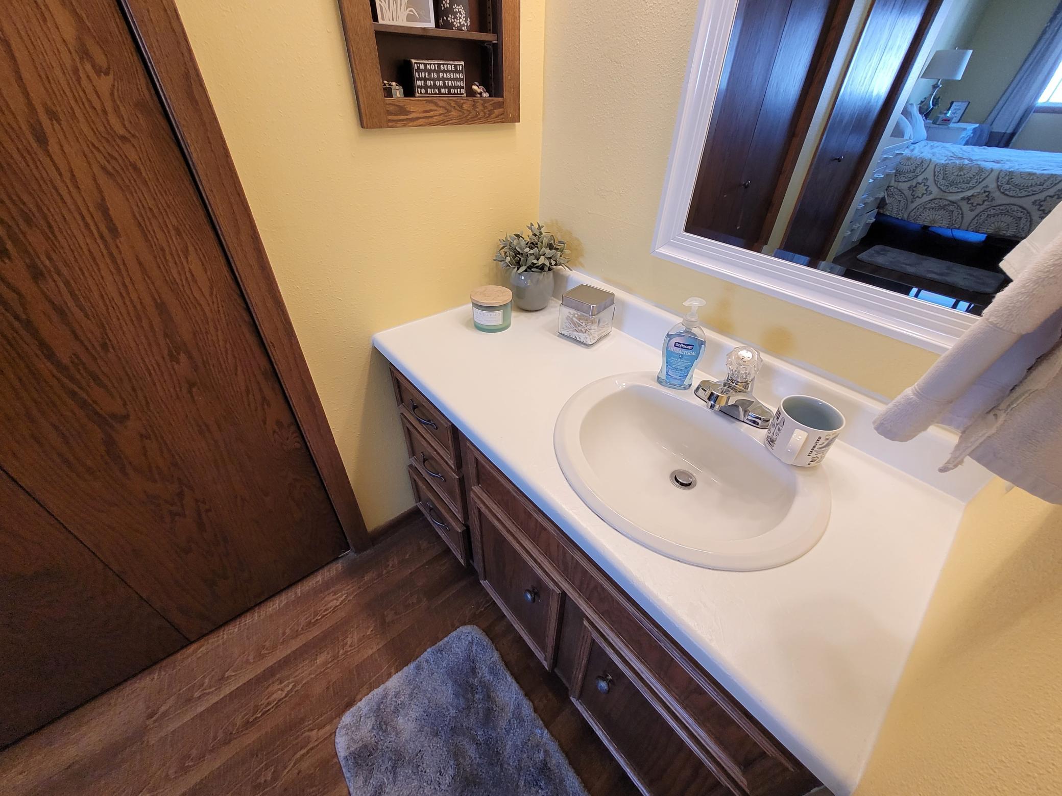 1439 S 25th Avenue S 101 Property Photo 6
