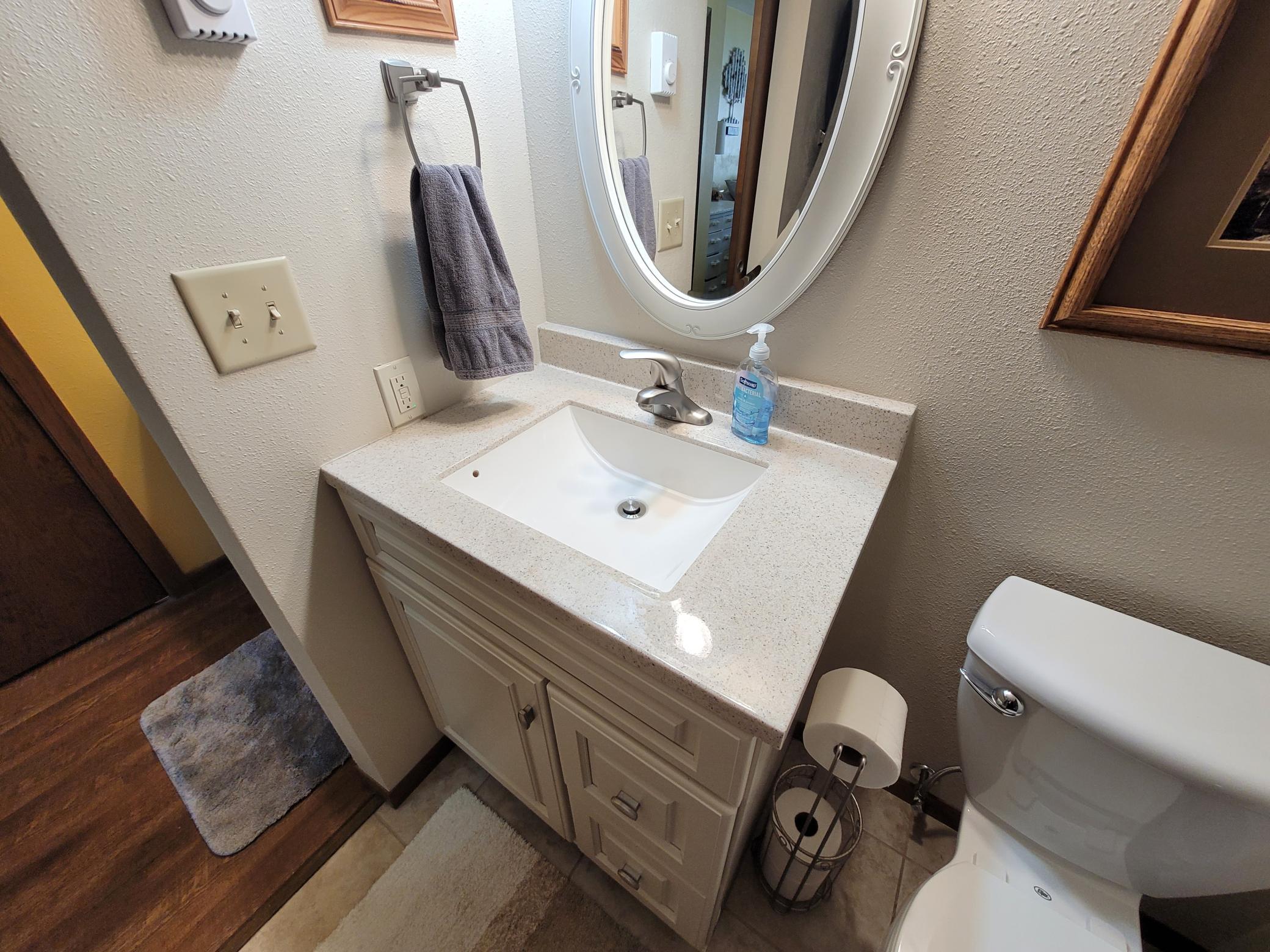 1439 S 25th Avenue S 101 Property Photo 10