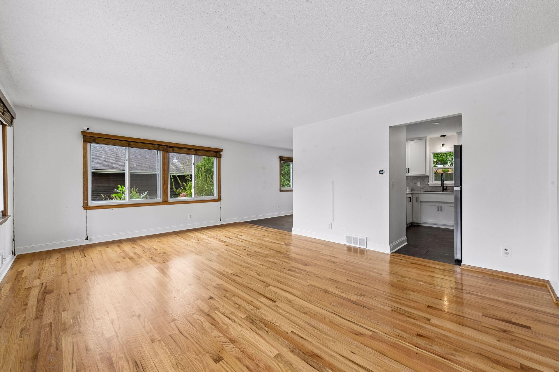 1370 Valley View Road Property Photo 10