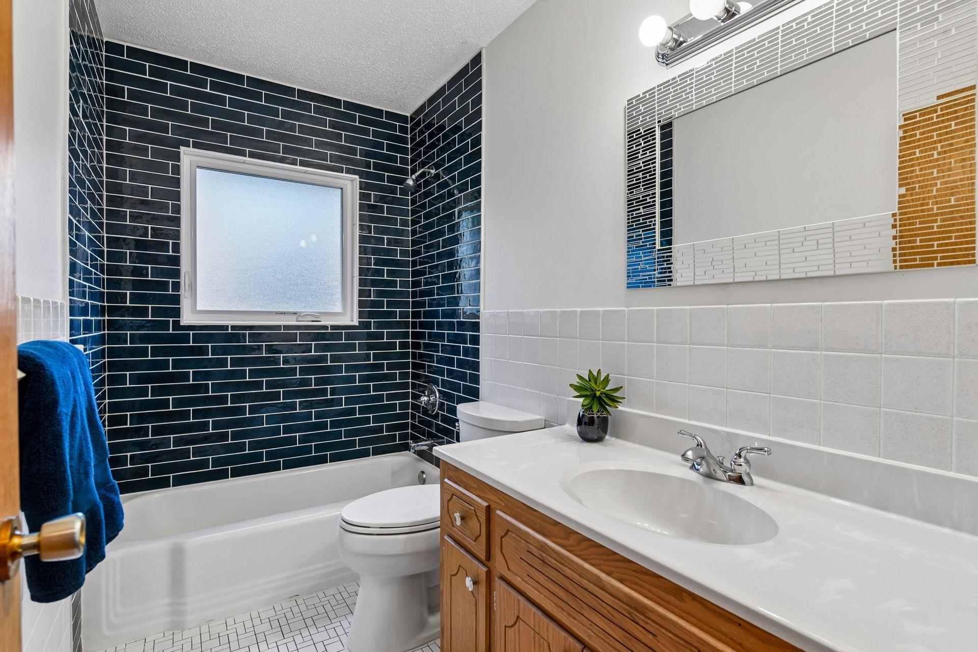 1370 Valley View Road Property Photo 11