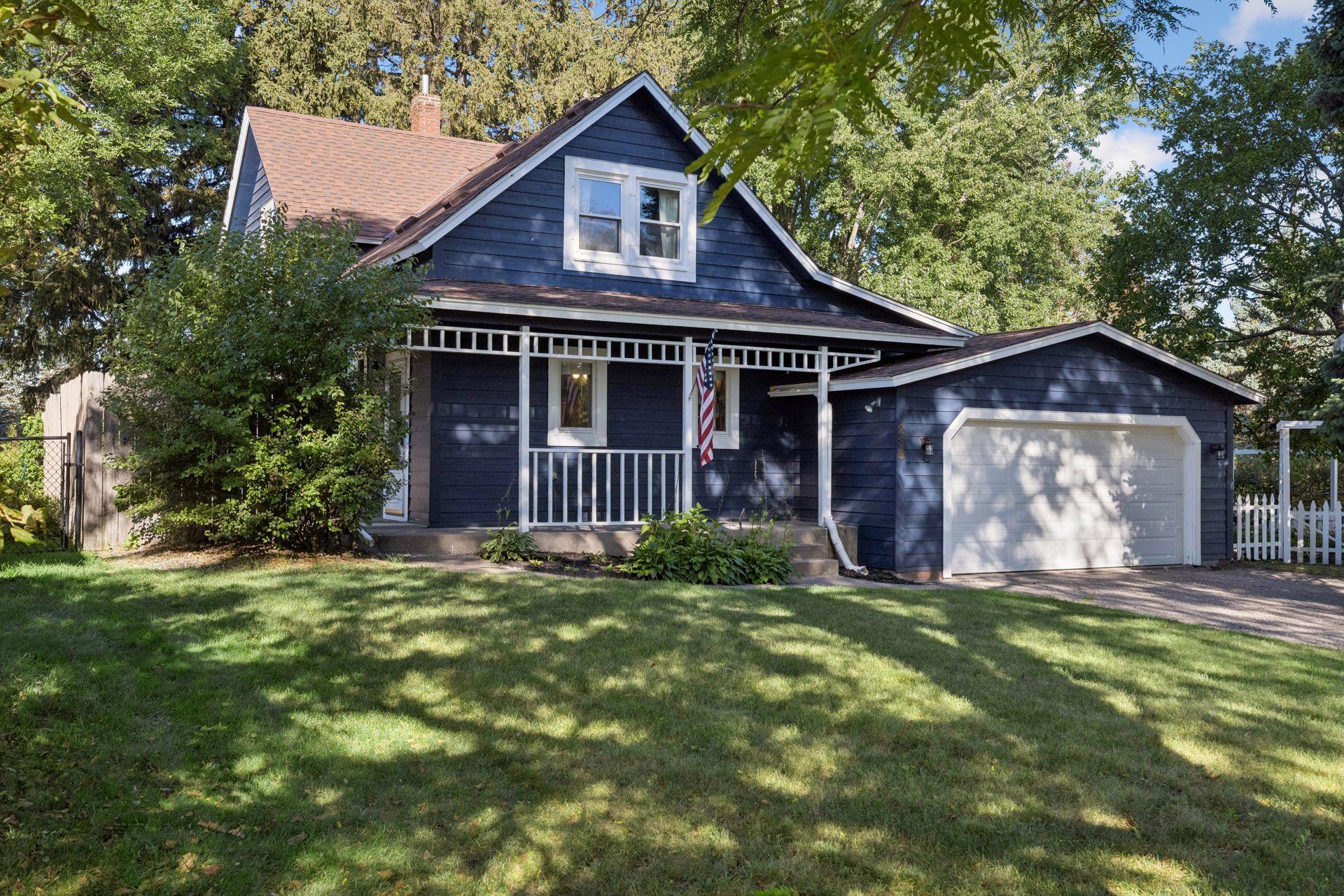 239 Oakwood Drive Property Photo 2