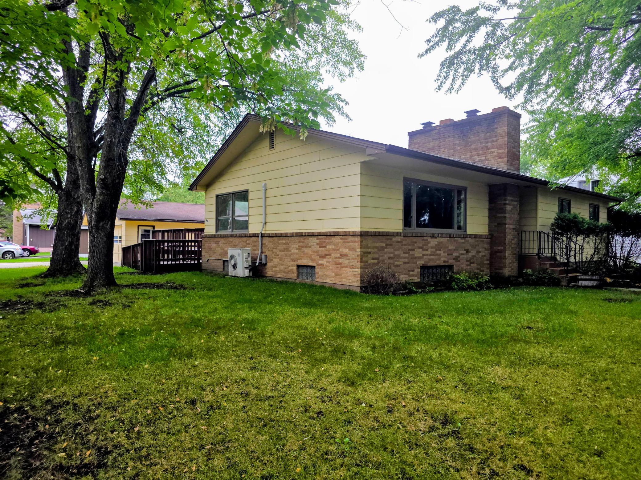 1410 Home Lane Property Photo 3