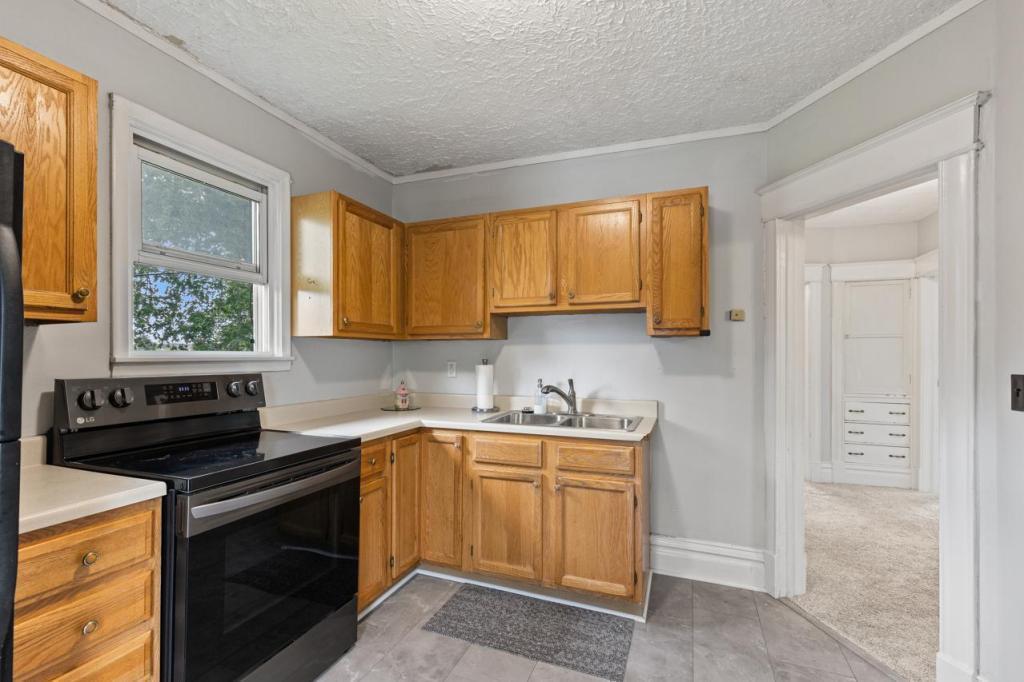 1122 Marshall Avenue Property Photo 23
