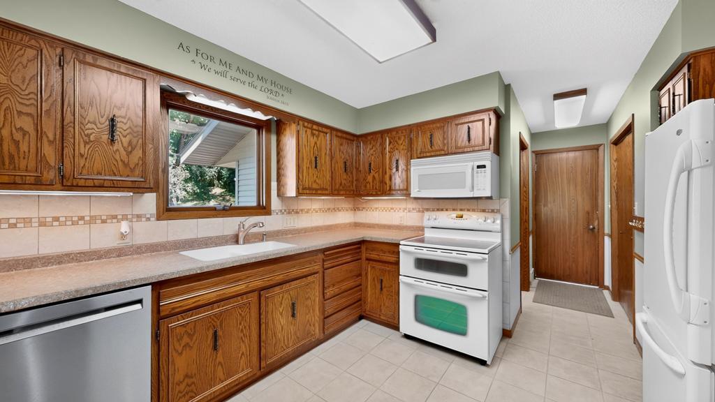 717 Cliff Street Ne Property Photo 11