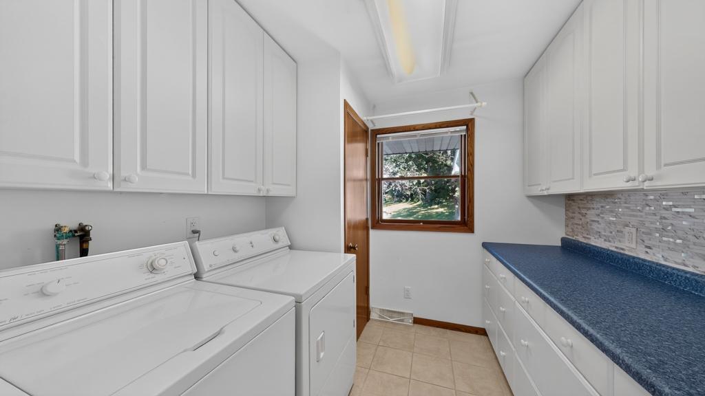 717 Cliff Street Ne Property Photo 17