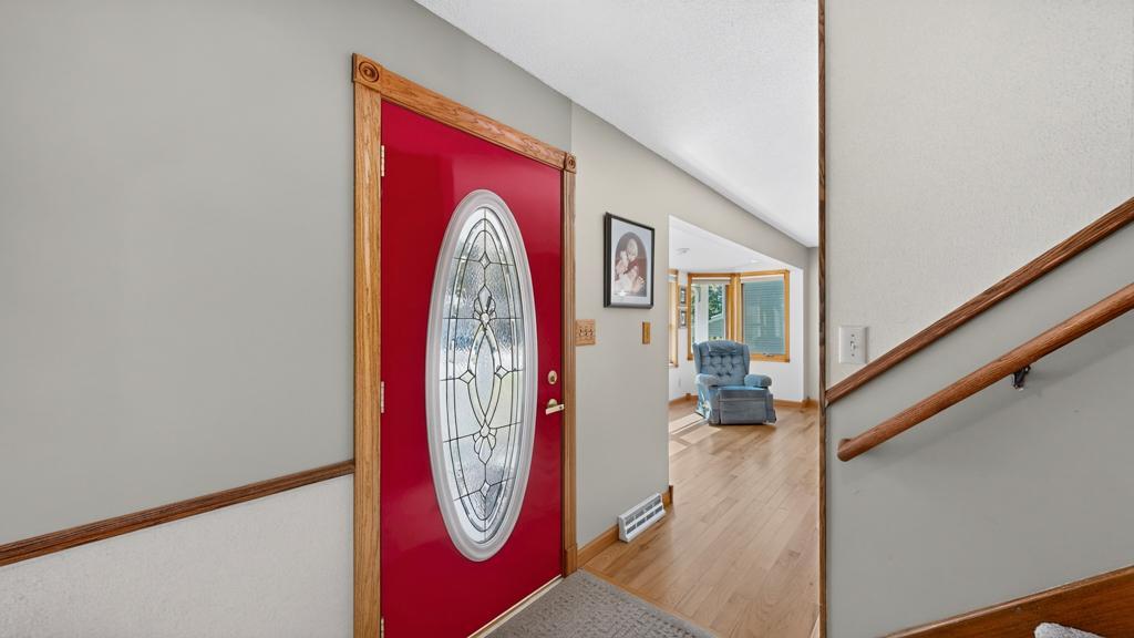 717 Cliff Street Ne Property Photo 21