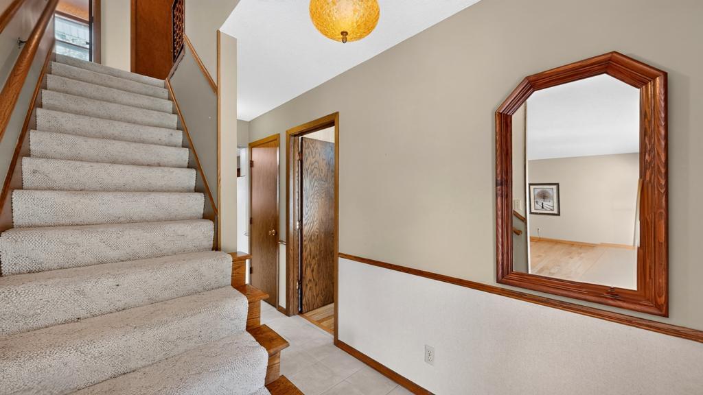 717 Cliff Street Ne Property Photo 22