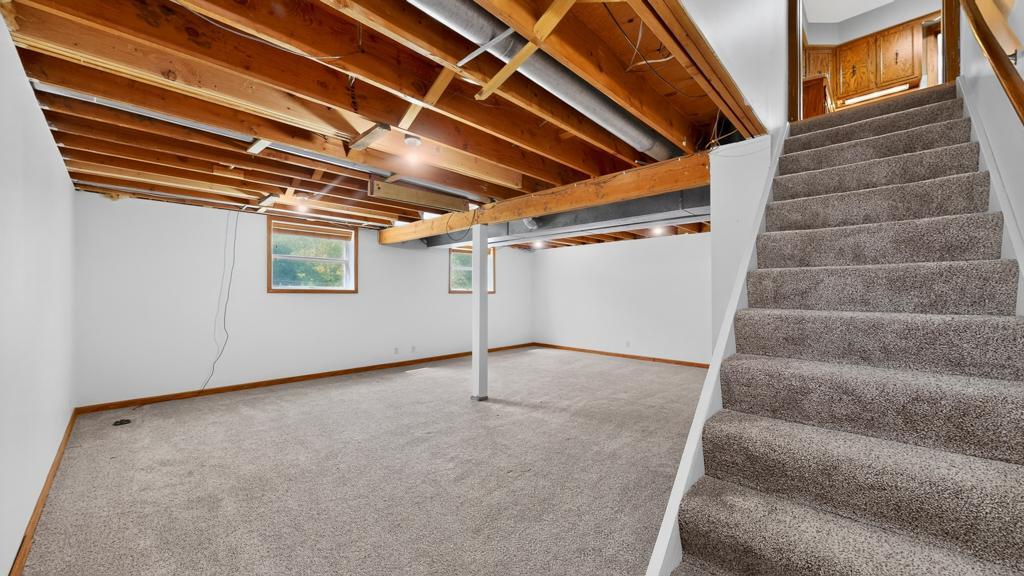 717 Cliff Street Ne Property Photo 32