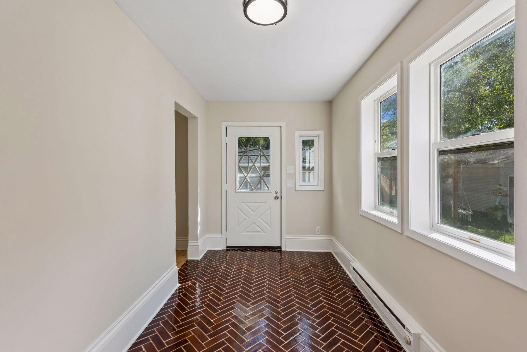 4525 Abbott Avenue S Property Photo 13