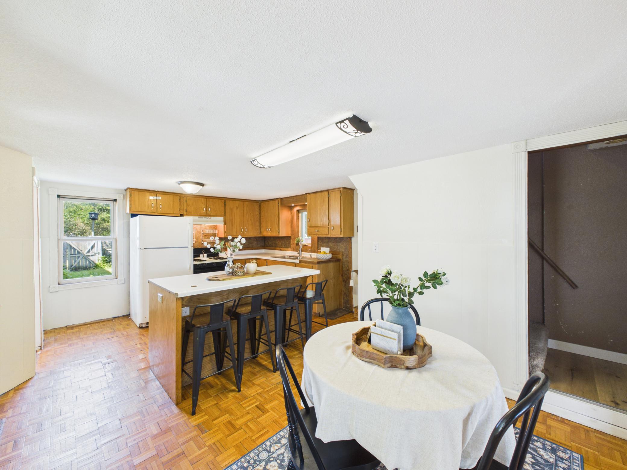 505 Riverside Avenue N Property Photo 1