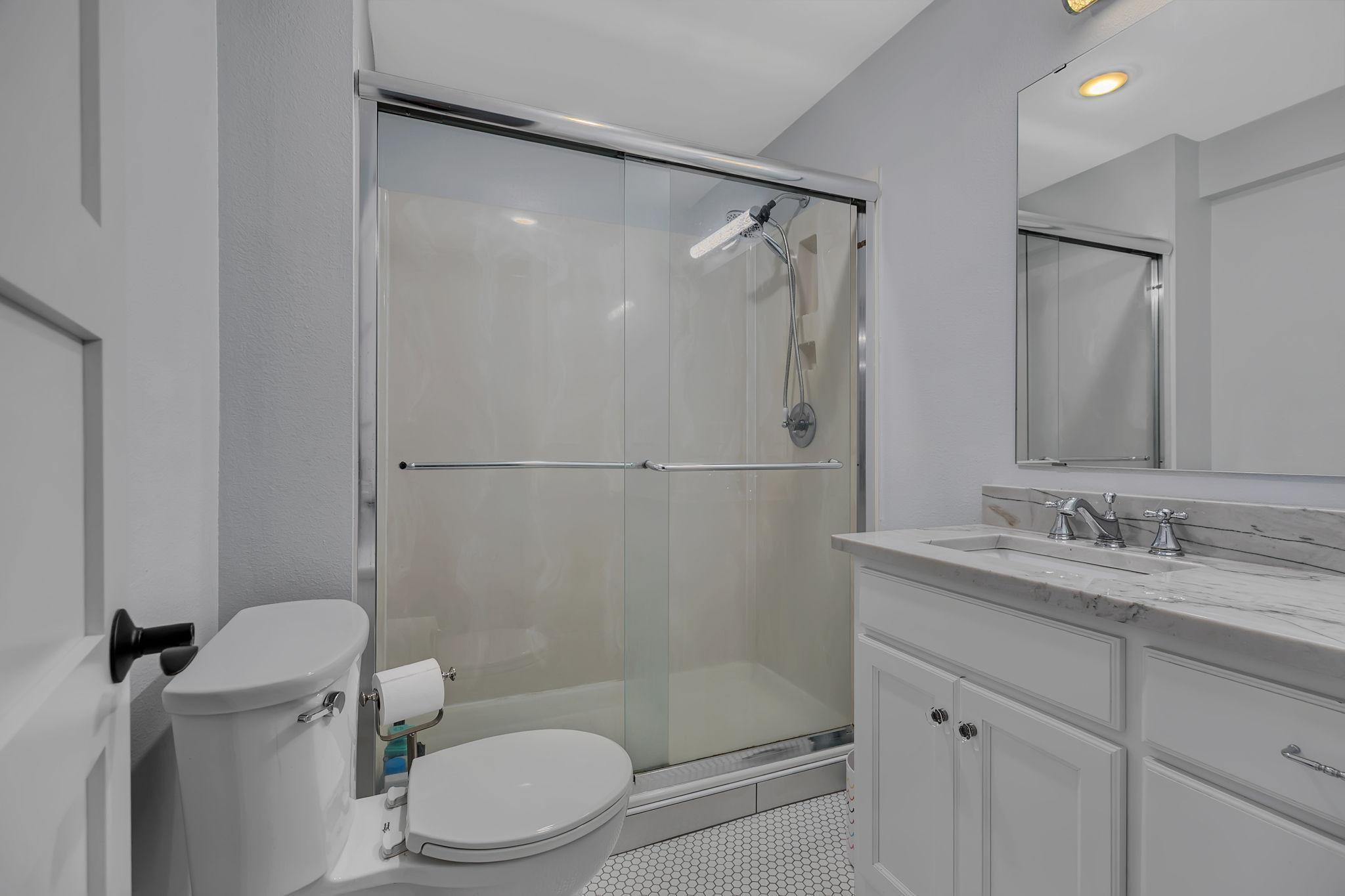 909 6th Avenue N Property Photo 33