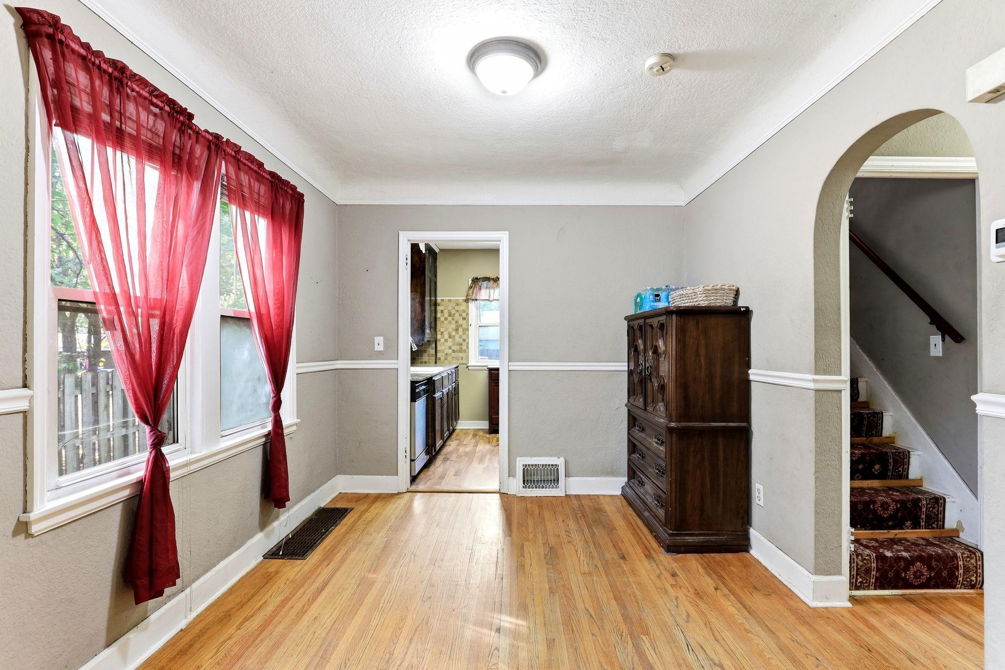 5447 Bryant Avenue N Property Photo 4
