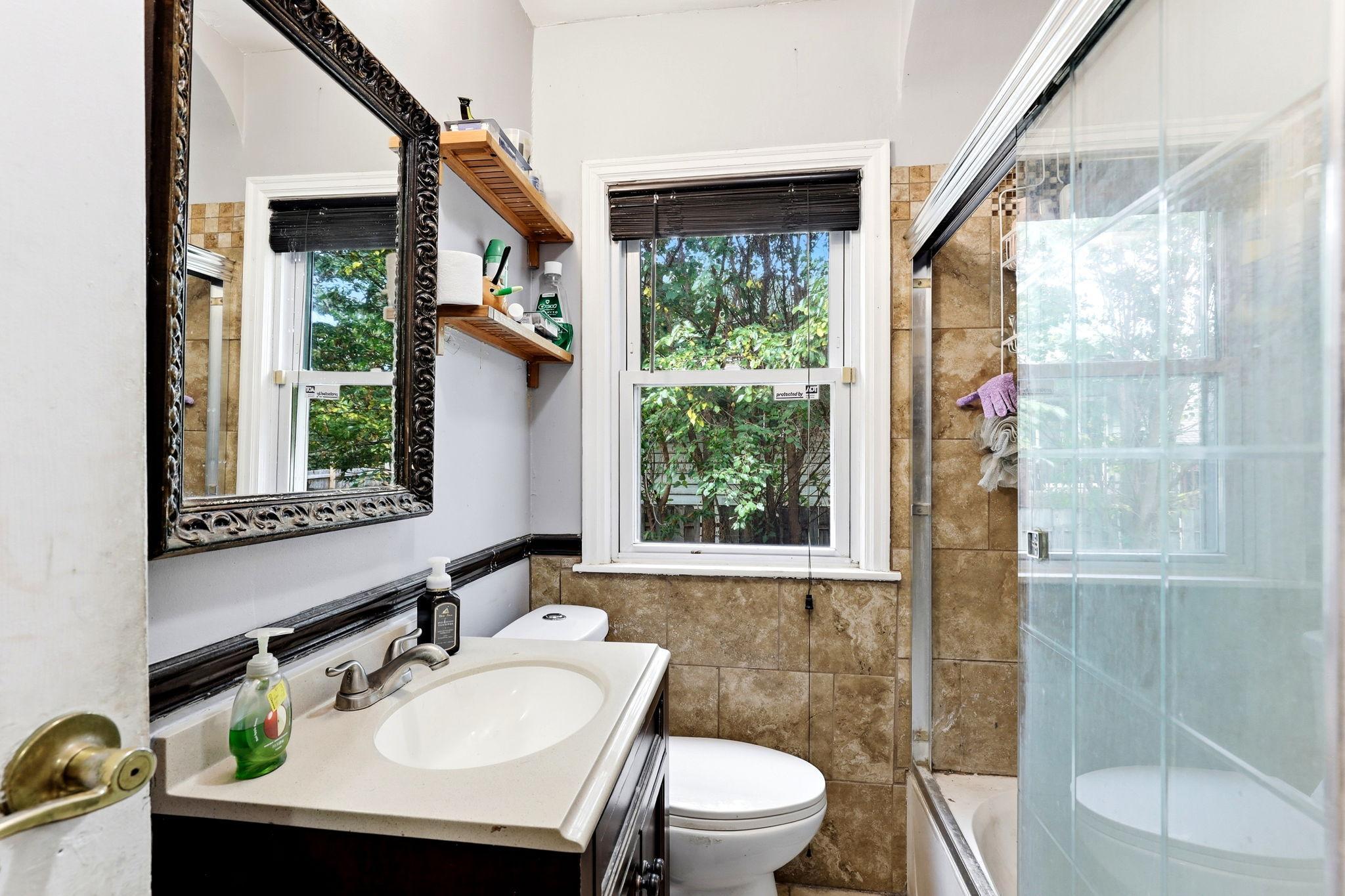 5447 Bryant Avenue N Property Photo 10