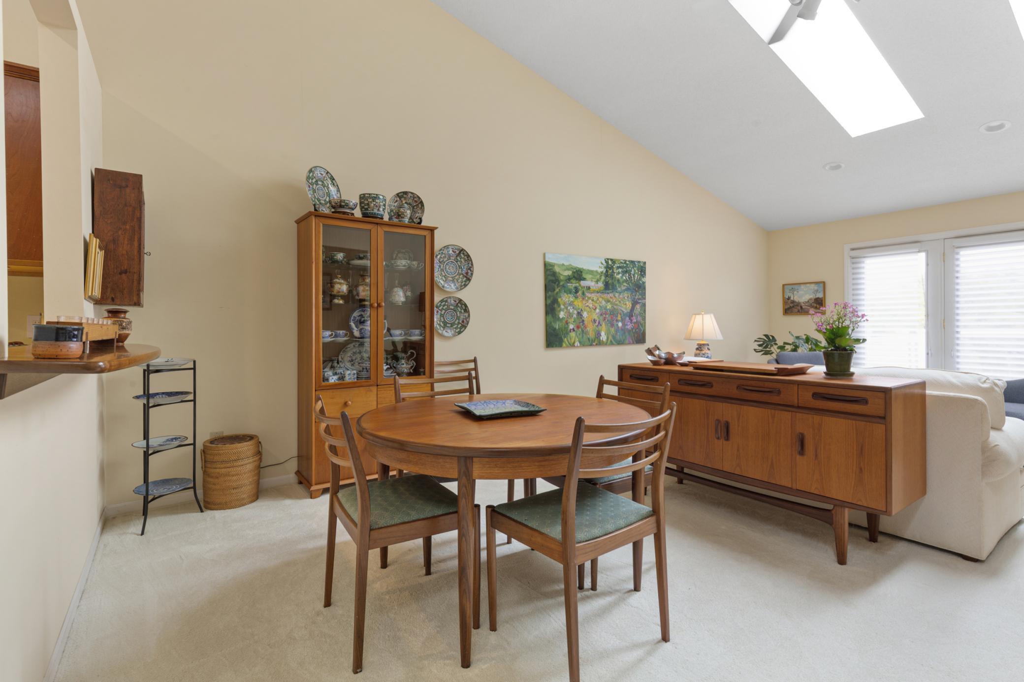 1267 Woodley Street E Property Photo 14