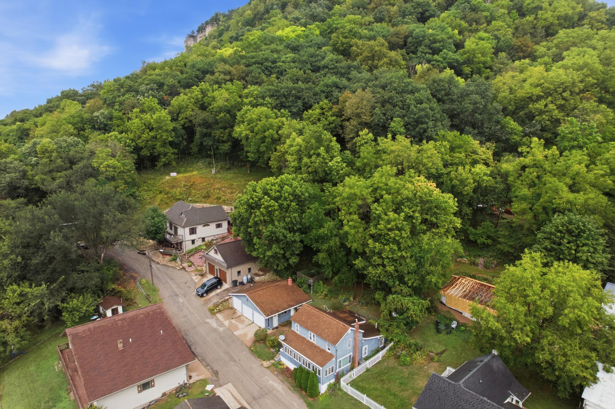 142 Washington Street Property Photo 3
