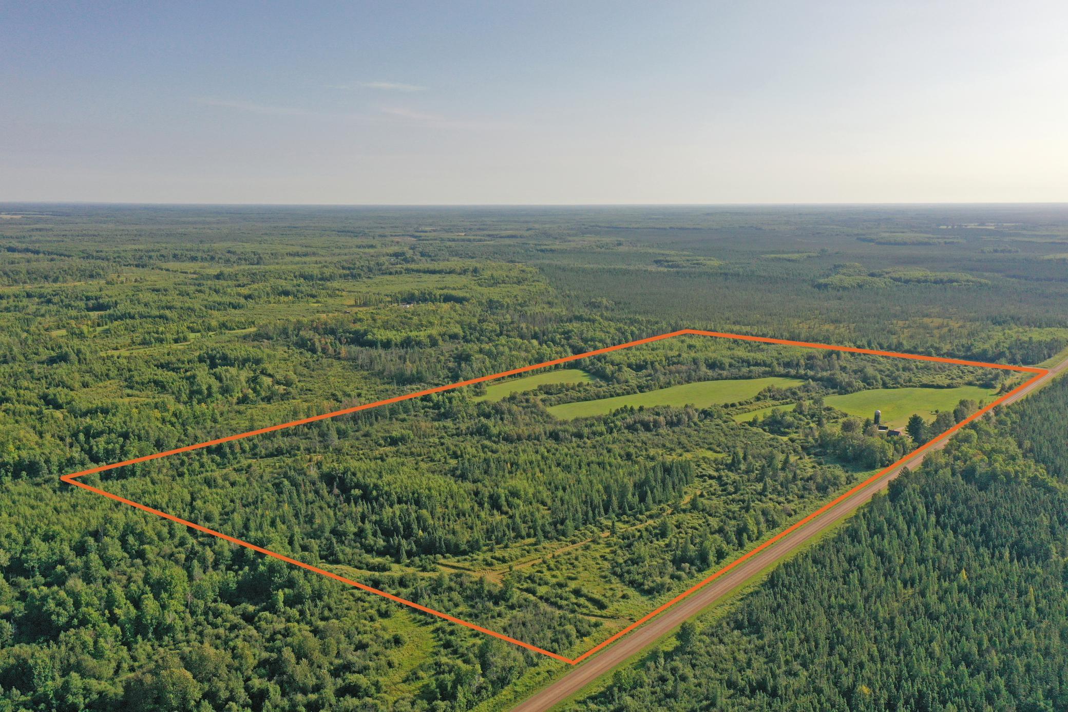 10745 Highway 8 Property Photo 3