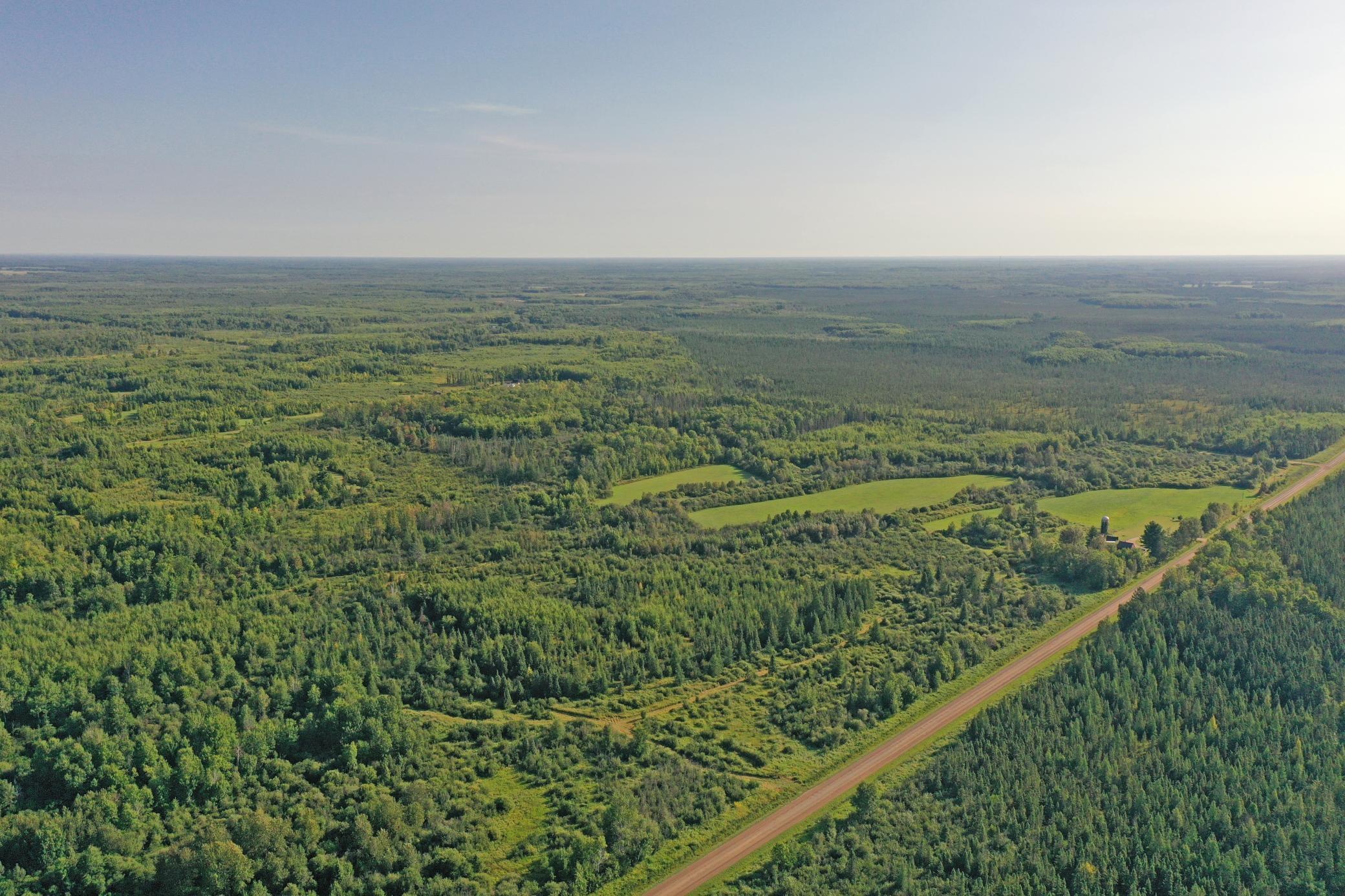 10745 Highway 8 Property Photo 9