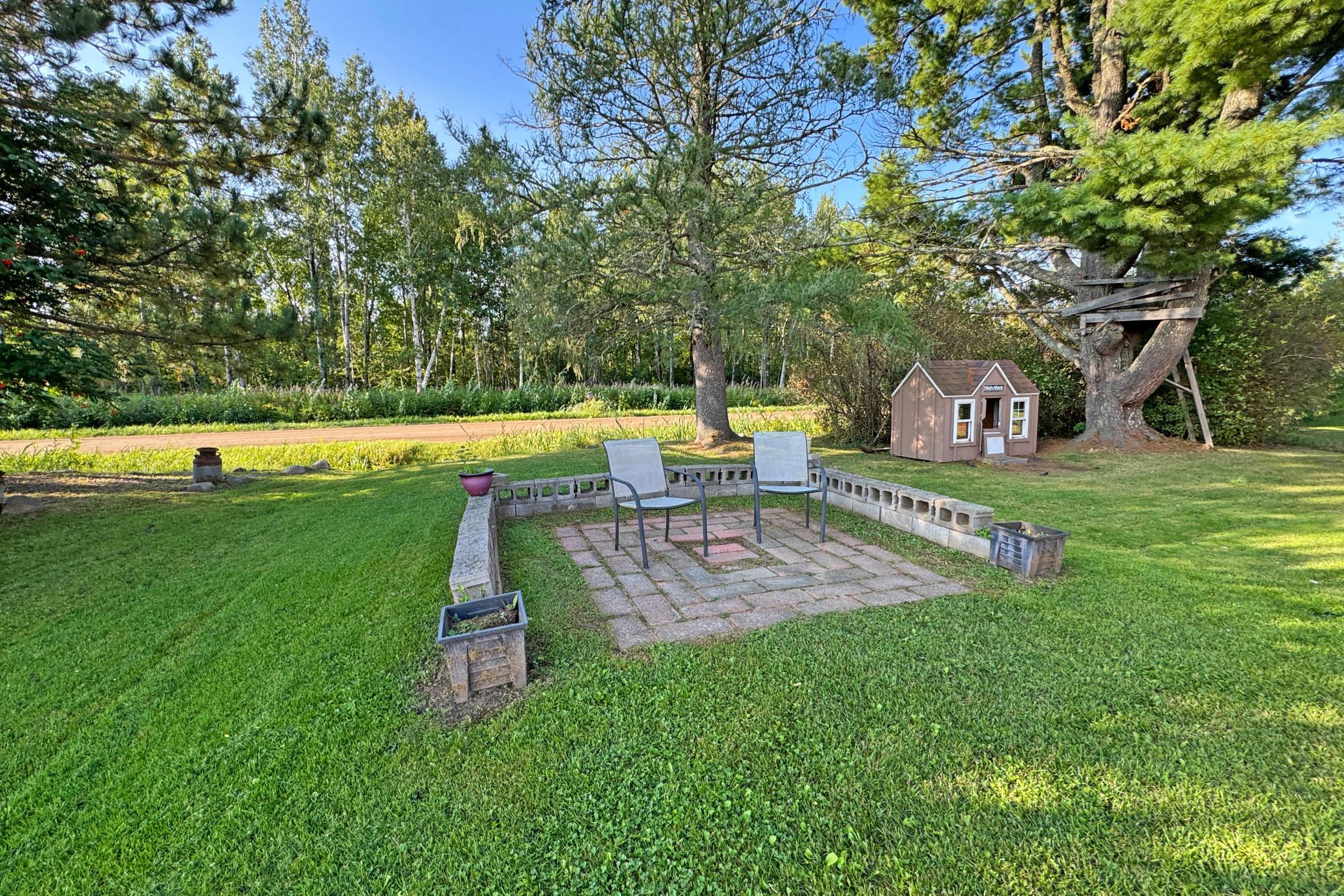 10745 Highway 8 Property Photo 16