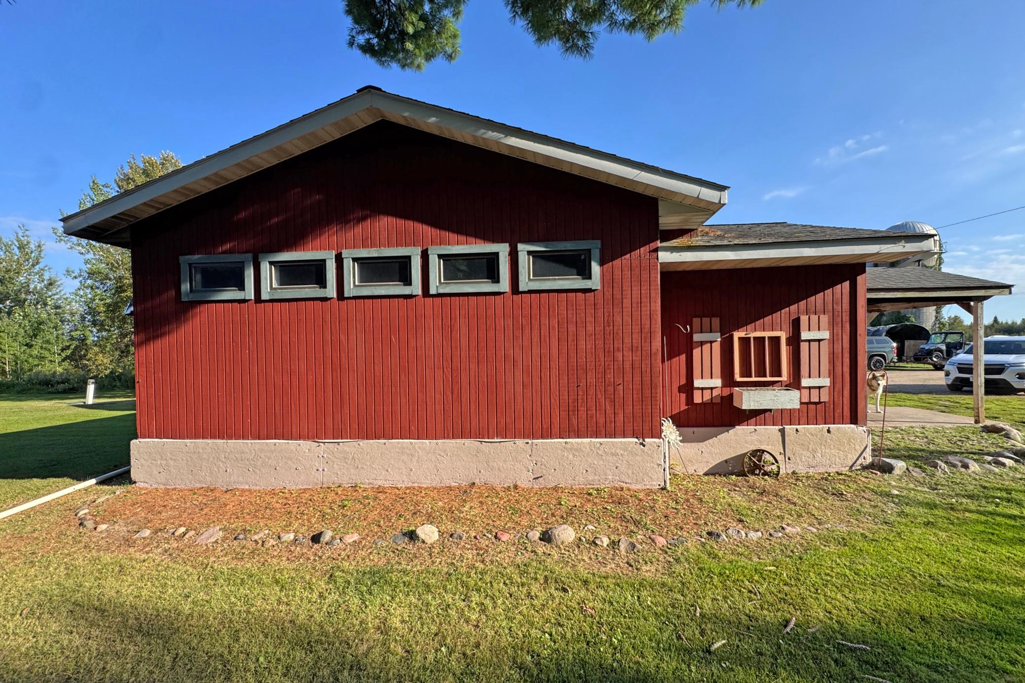 10745 Highway 8 Property Photo 19