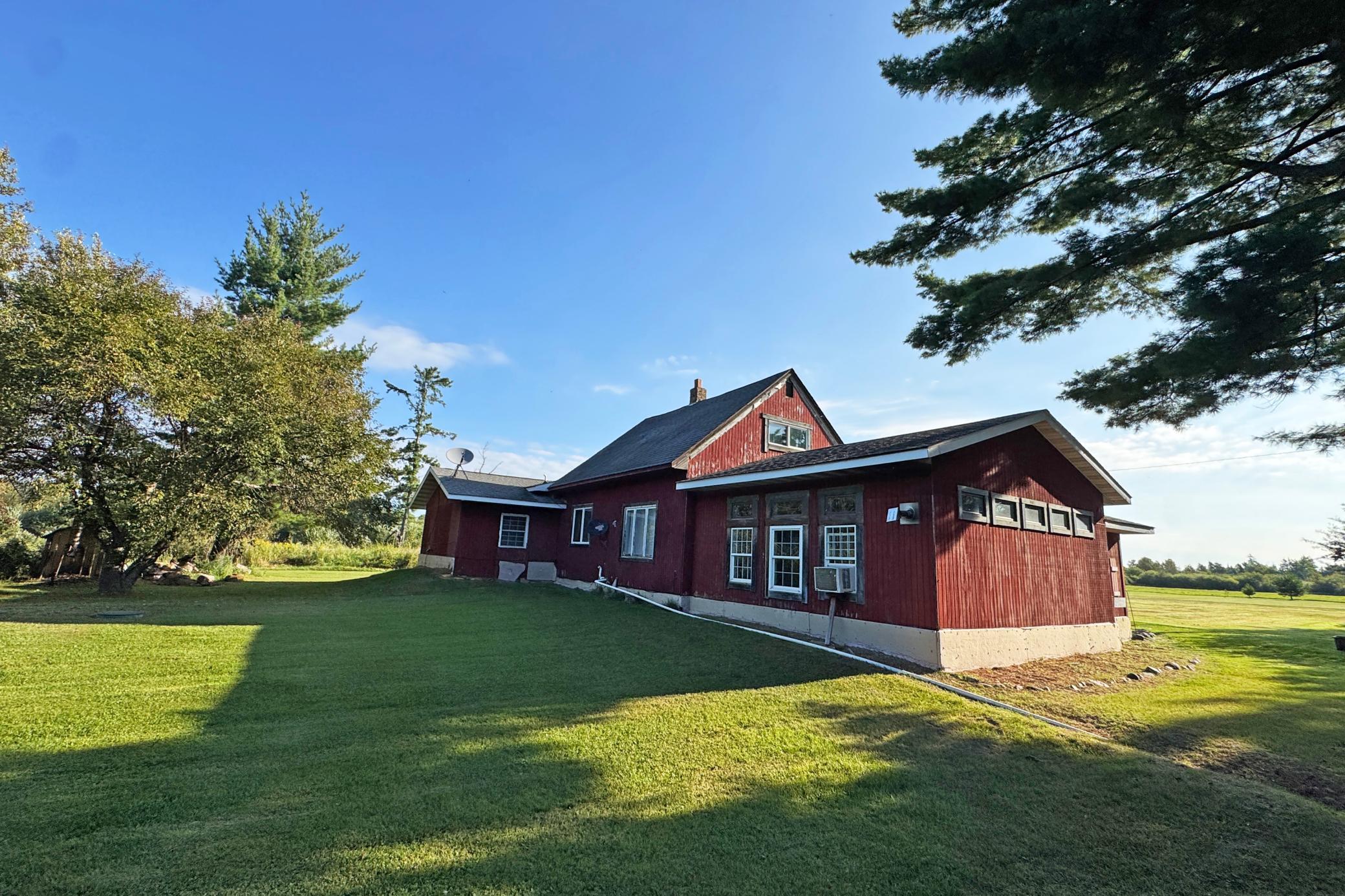 10745 Highway 8 Property Photo 20
