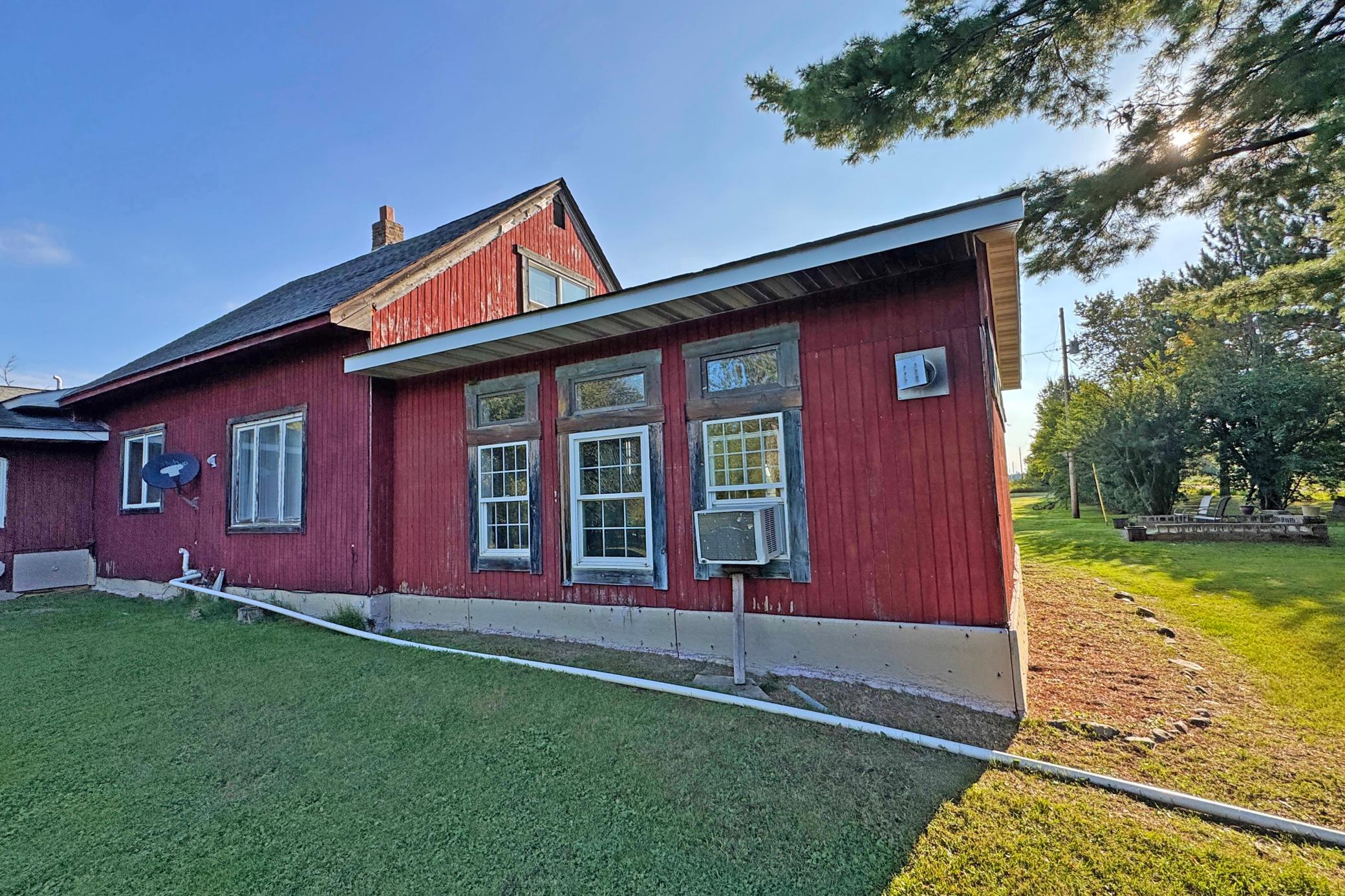 10745 Highway 8 Property Photo 21