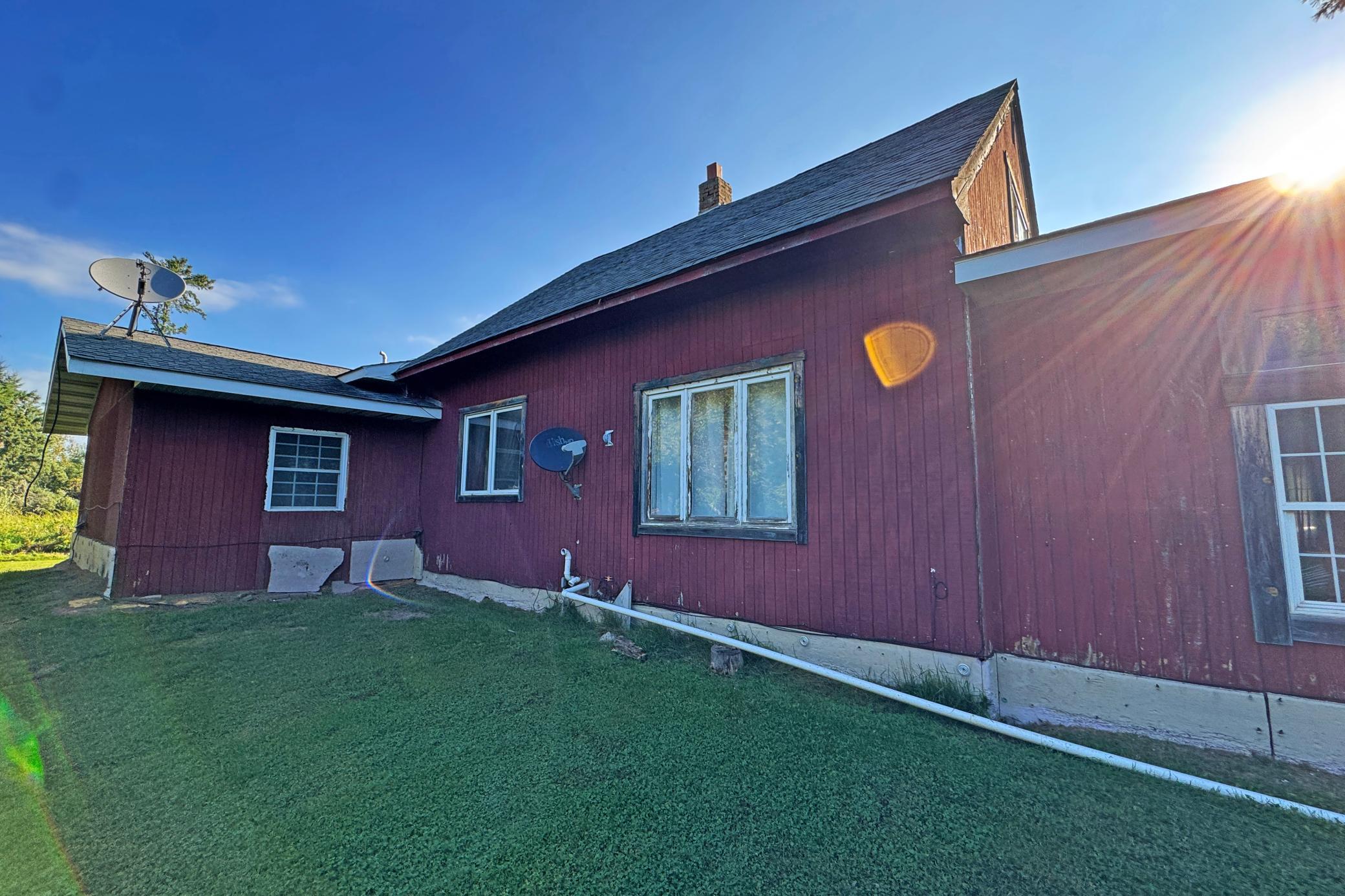 10745 Highway 8 Property Photo 22