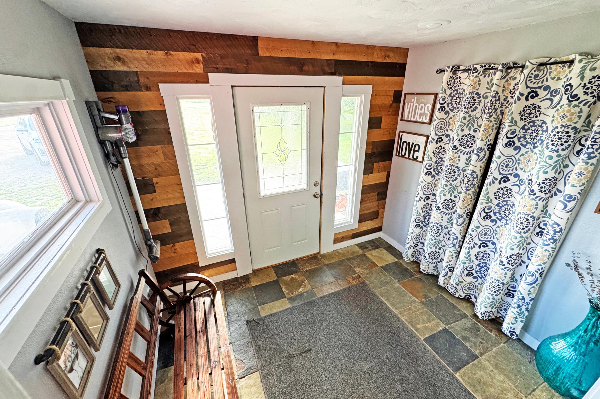 10745 Highway 8 Property Photo 33