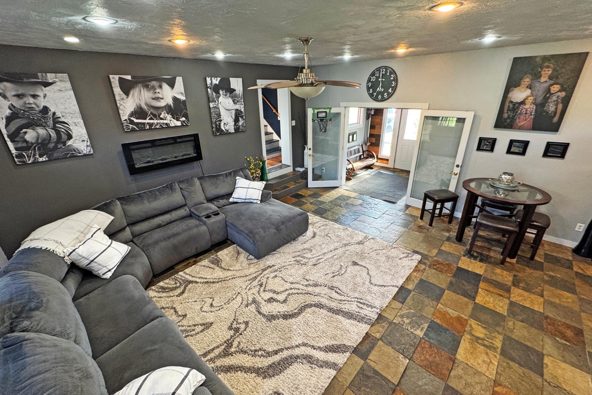 10745 Highway 8 Property Photo 38