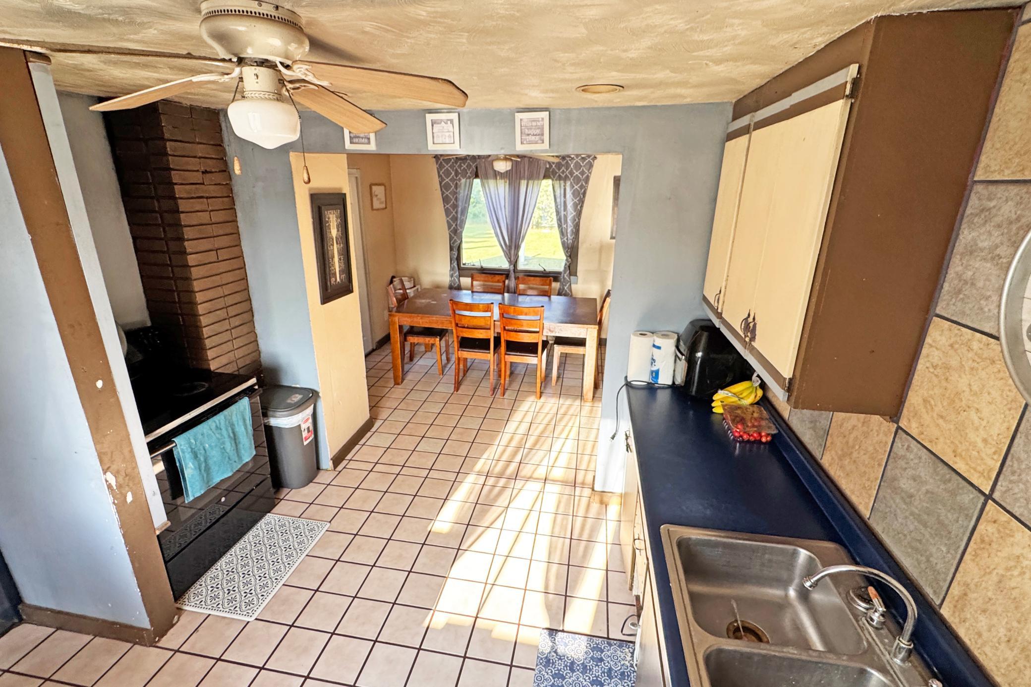 10745 Highway 8 Property Photo 40
