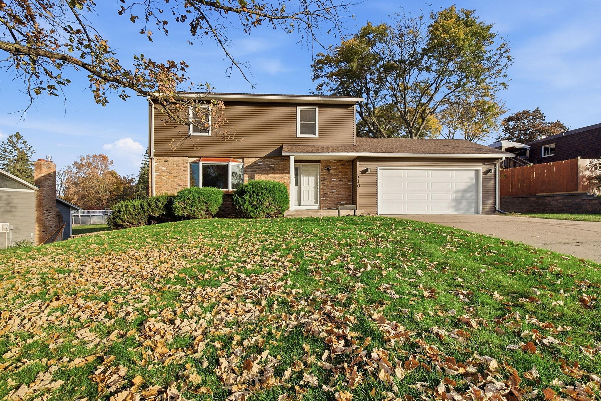 710 Windemere Drive Property Photo 1